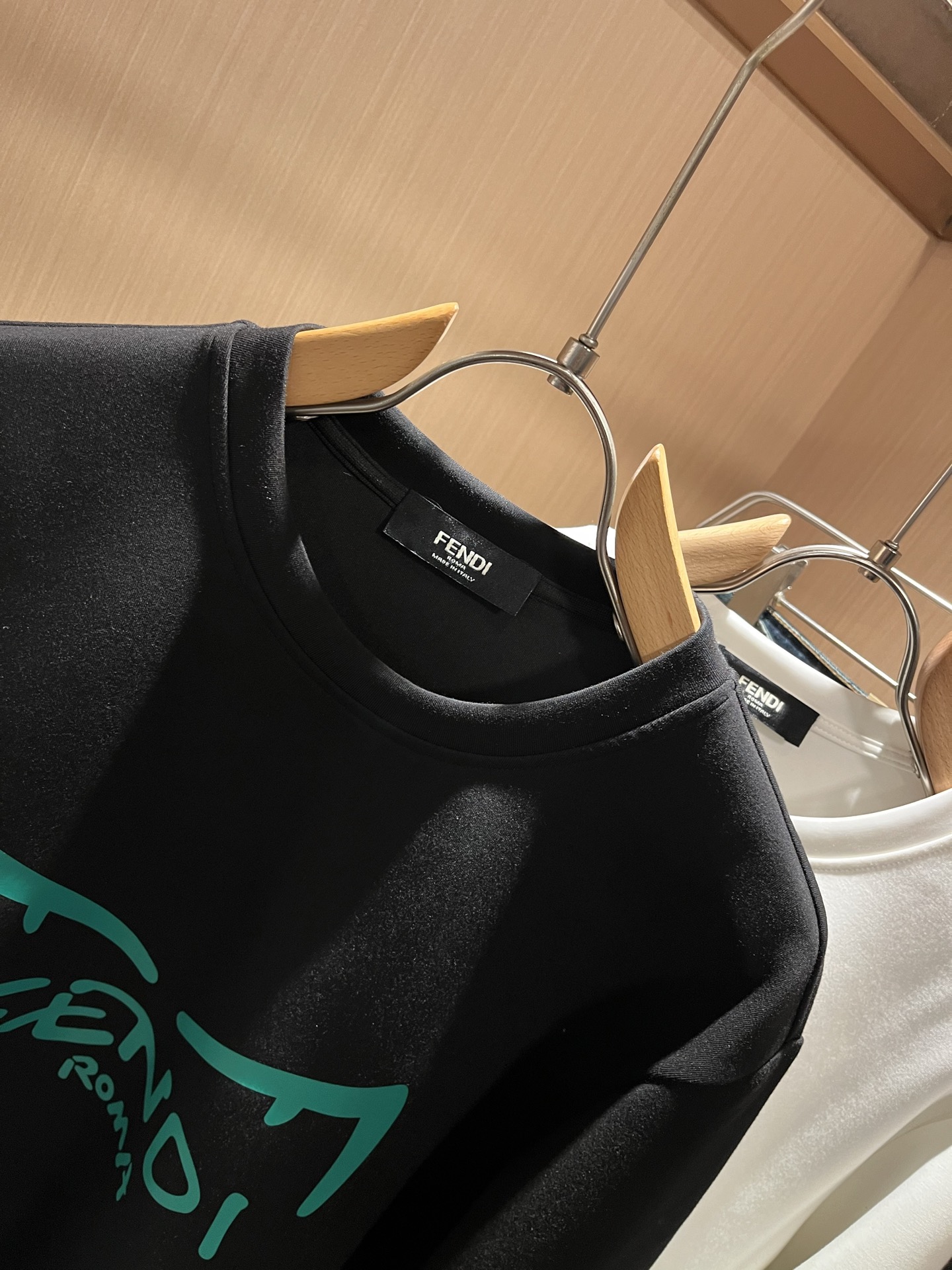 【⚠️最大穿240斤】 FEN*I 芬*迪2025秋冬新款FD家族男女同款卫衣，男女同款👫百搭。意大利原