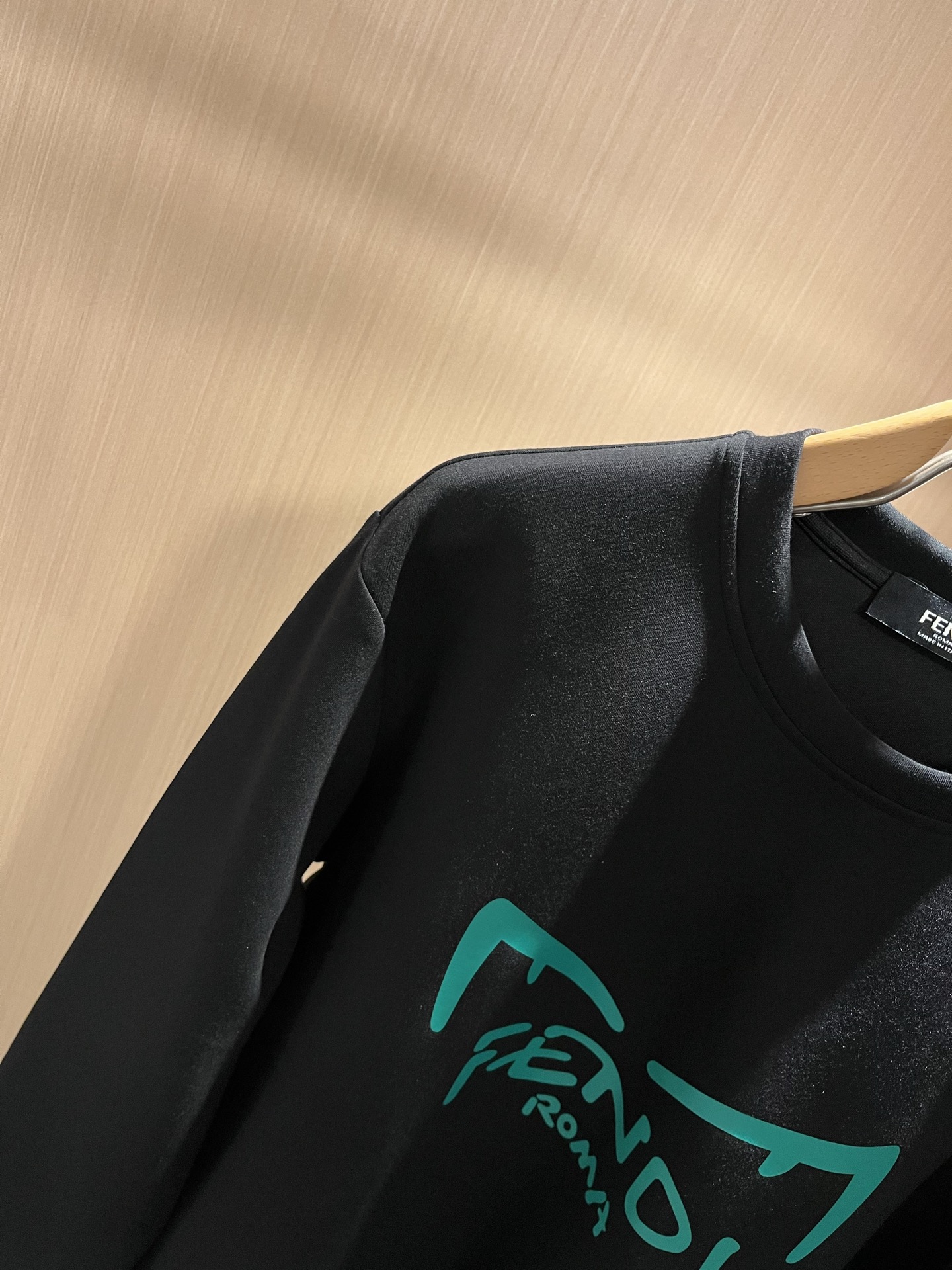 【⚠️最大穿240斤】 FEN*I 芬*迪2025秋冬新款FD家族男女同款卫衣，男女同款👫百搭。意大利原