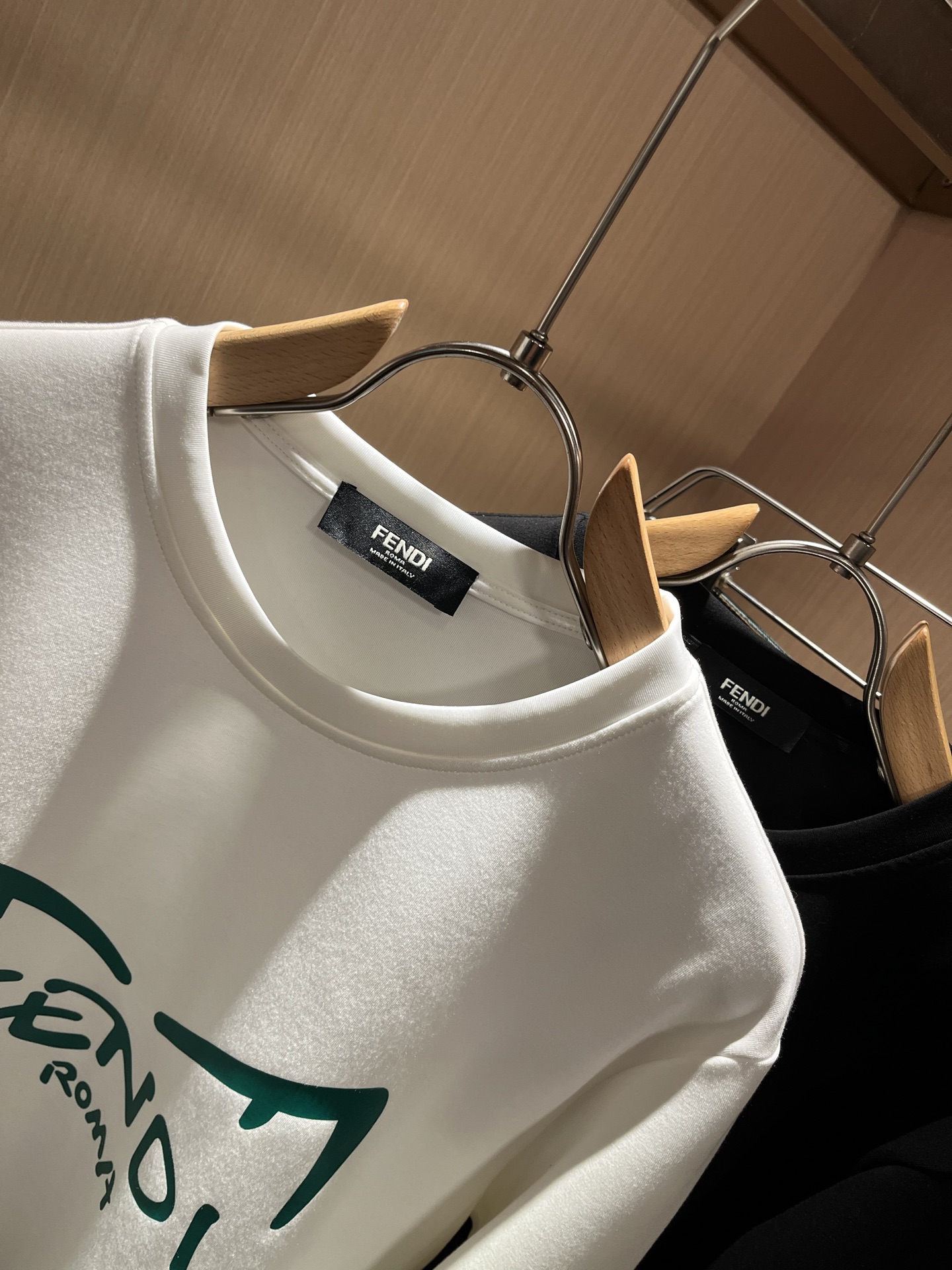 【⚠️最大穿240斤】 FEN*I 芬*迪2025秋冬新款FD家族男女同款卫衣，男女同款👫百搭。意大利原