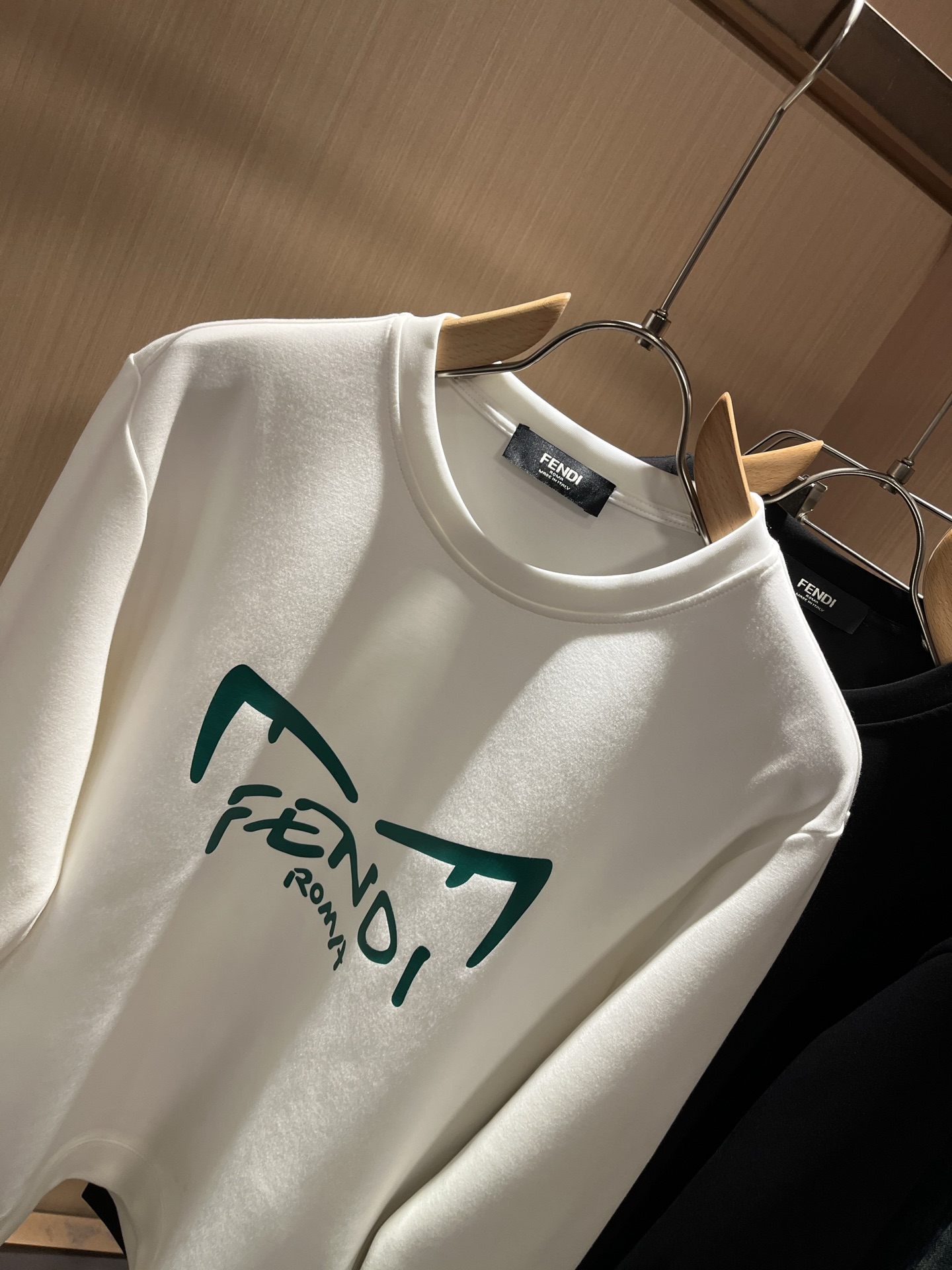 【⚠️最大穿240斤】 FEN*I 芬*迪2025秋冬新款FD家族男女同款卫衣，男女同款👫百搭。意大利原