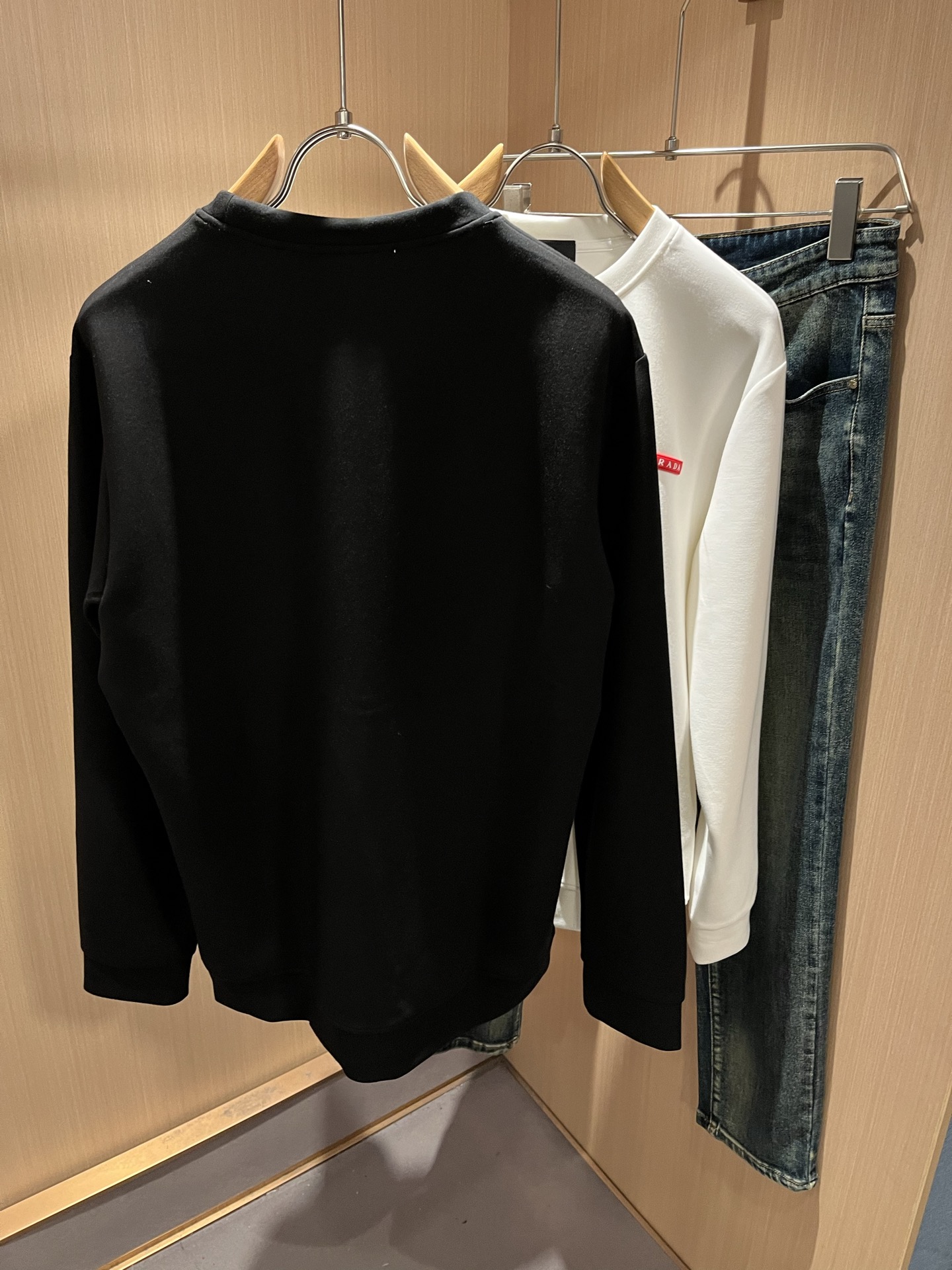 【⚠️最大穿240斤】 PRAD*A普*达2025秋冬新款男女同款👫卫衣，最新款全网独家首上！！~既经典