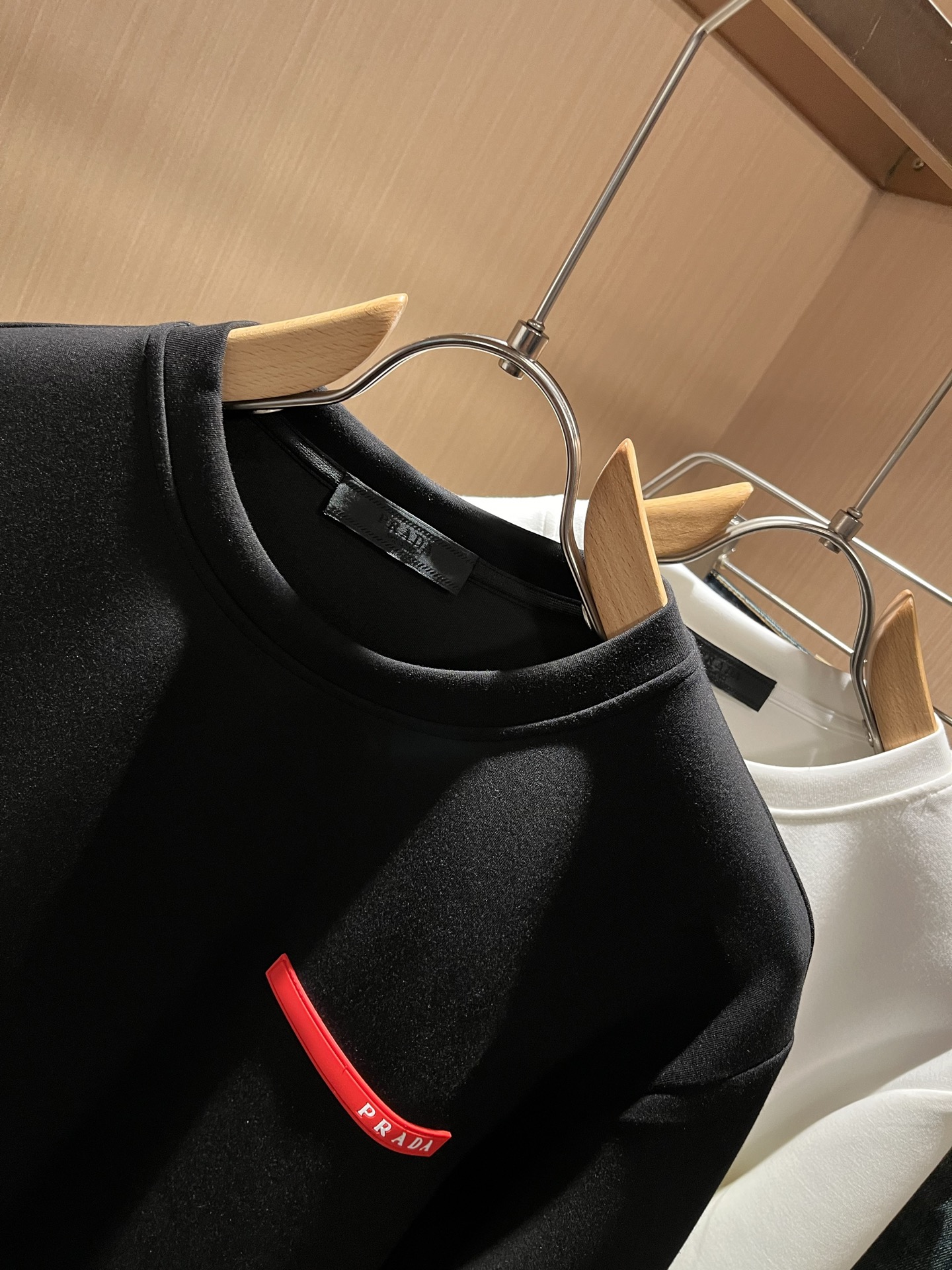 【⚠️最大穿240斤】 PRAD*A普*达2025秋冬新款男女同款👫卫衣，最新款全网独家首上！！~既经典