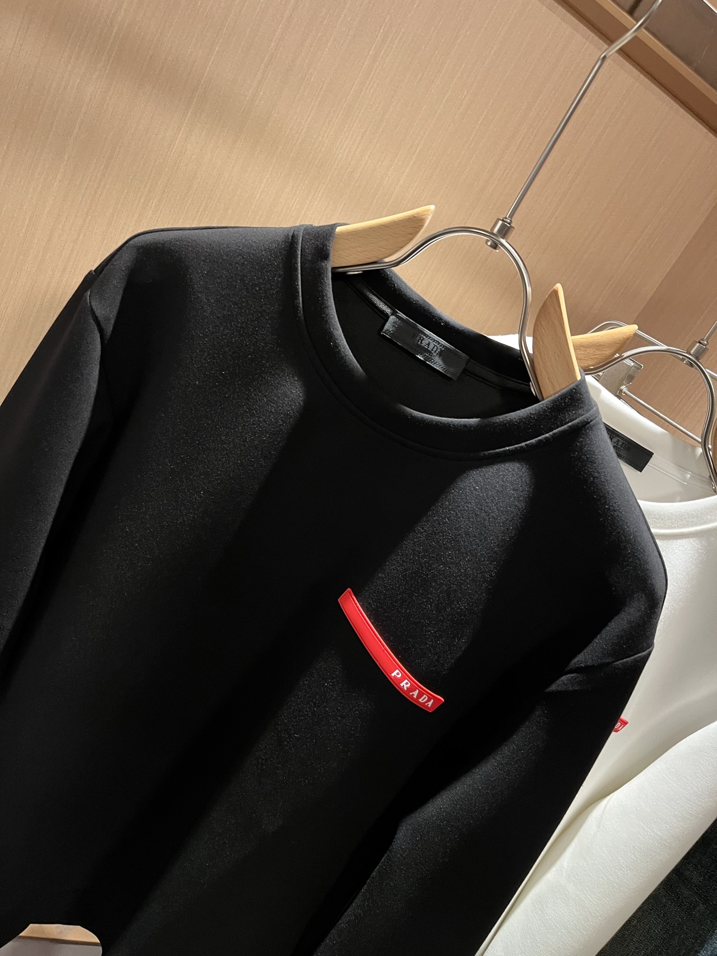 【⚠️最大穿240斤】 PRAD*A普*达2025秋冬新款男女同款👫卫衣，最新款全网独家首上！！~既经典