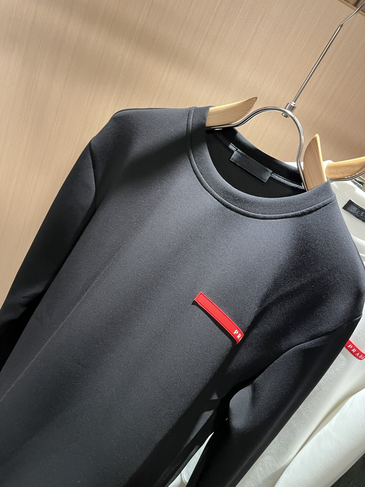 【⚠️最大穿240斤】 PRAD*A普*达2025秋冬新款男女同款👫卫衣，最新款全网独家首上！！~既经典