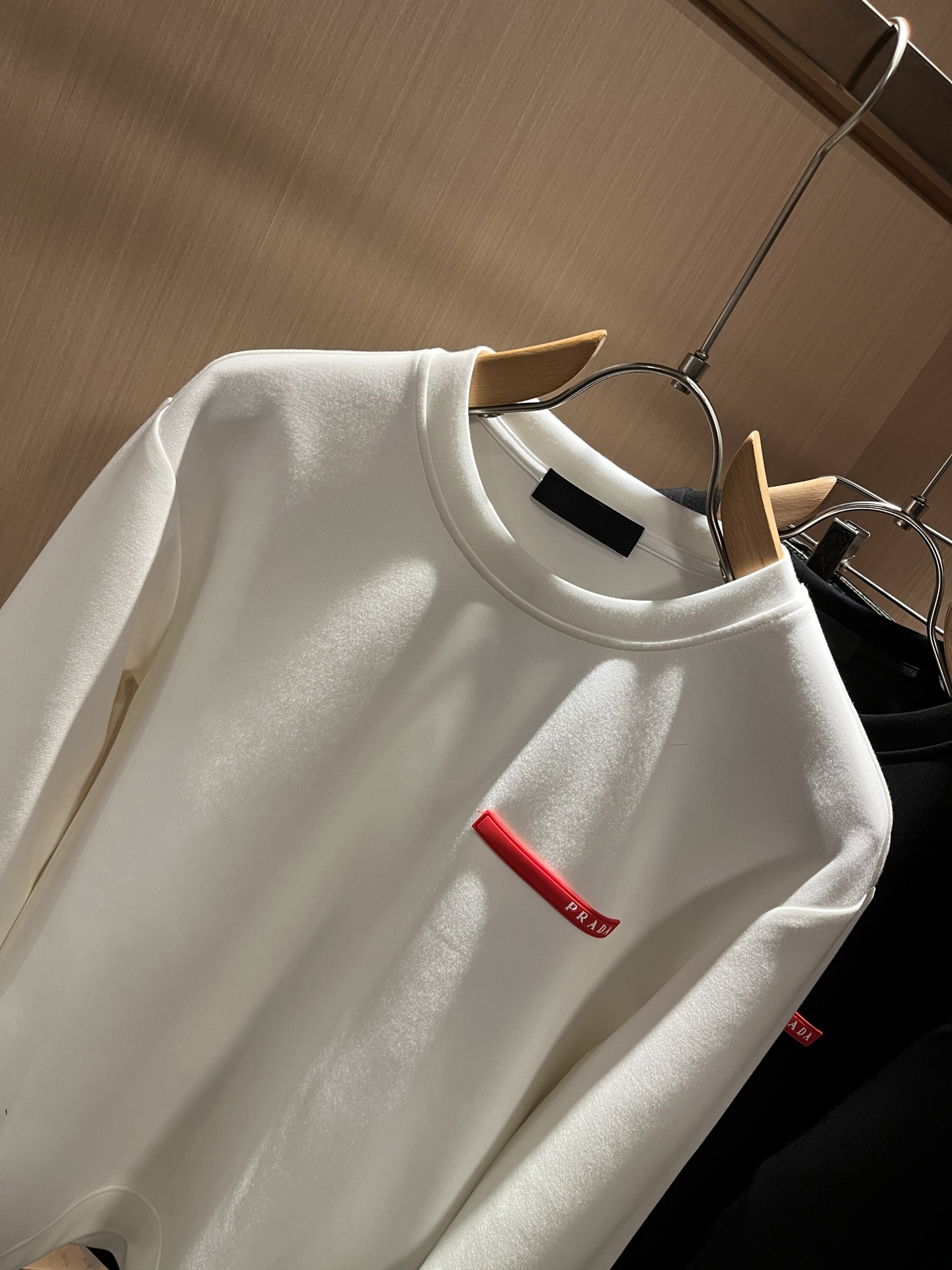 【⚠️最大穿240斤】 PRAD*A普*达2025秋冬新款男女同款👫卫衣，最新款全网独家首上！！~既经典