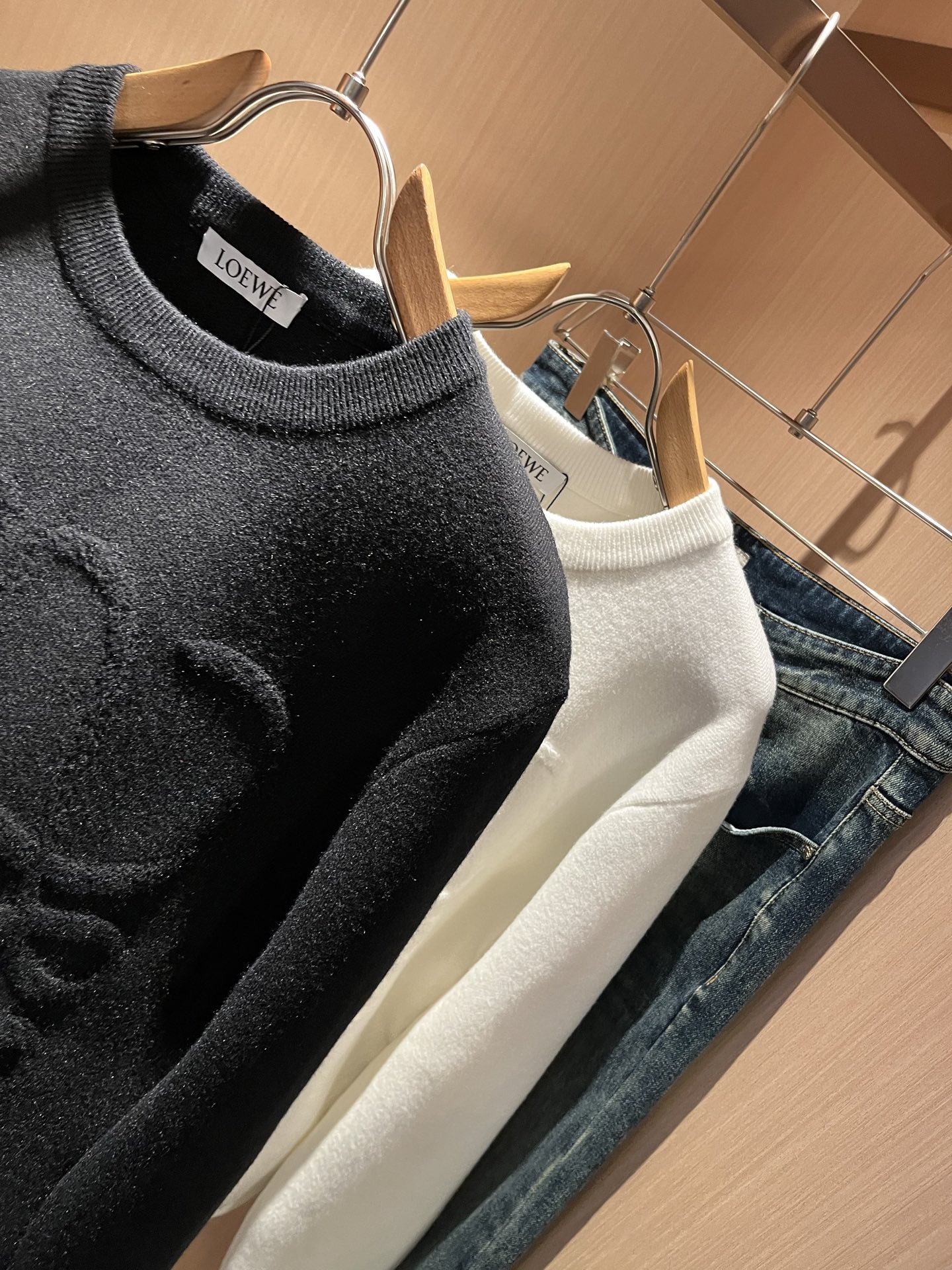 LO*WE/罗*威2025秋冬新款男女同款👫针织羊毛衫，贸易公司渠道货，2025年最新品，官柜同步售卖，