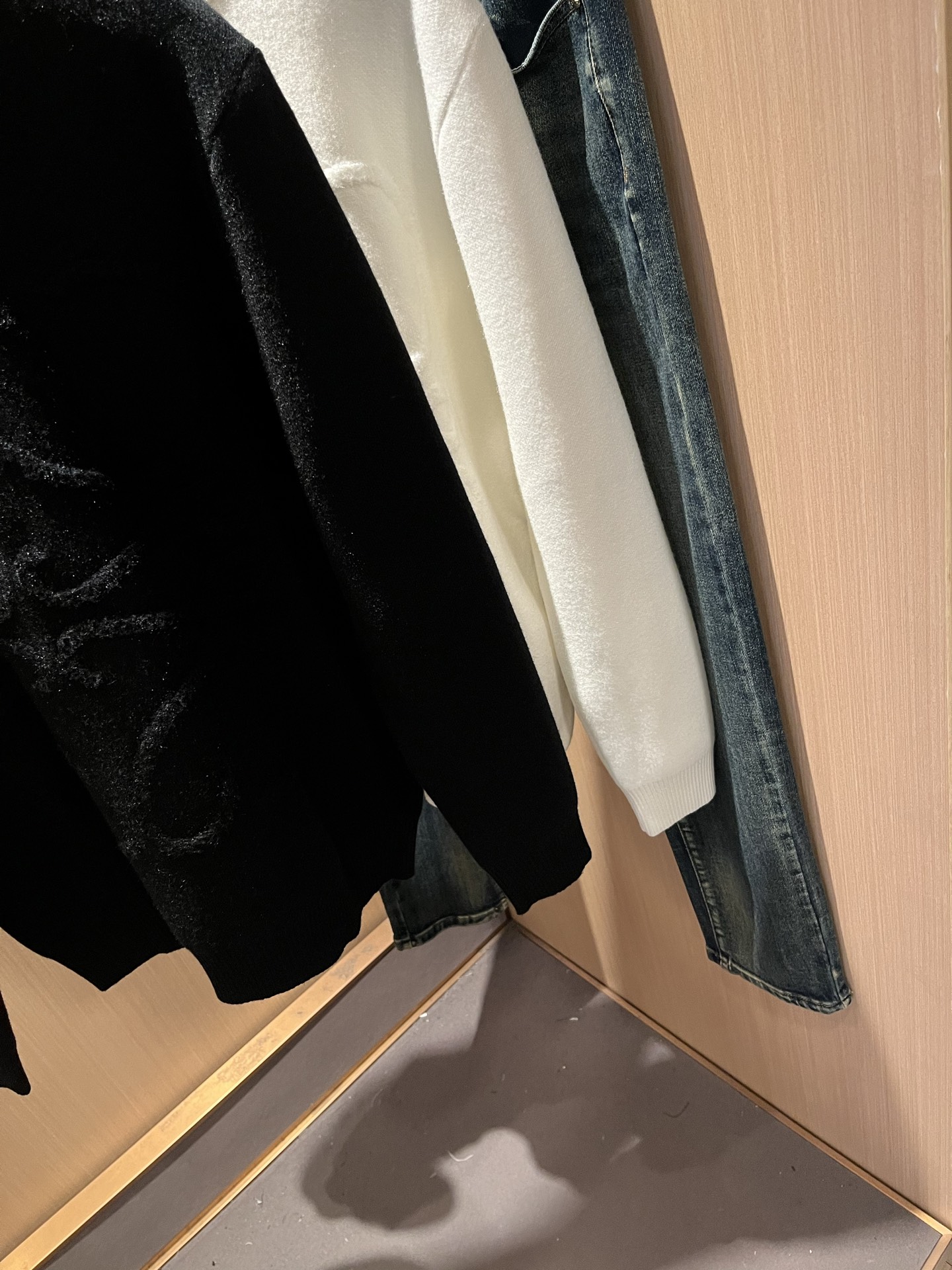 LO*WE/罗*威2025秋冬新款男女同款👫针织羊毛衫，贸易公司渠道货，2025年最新品，官柜同步售卖，