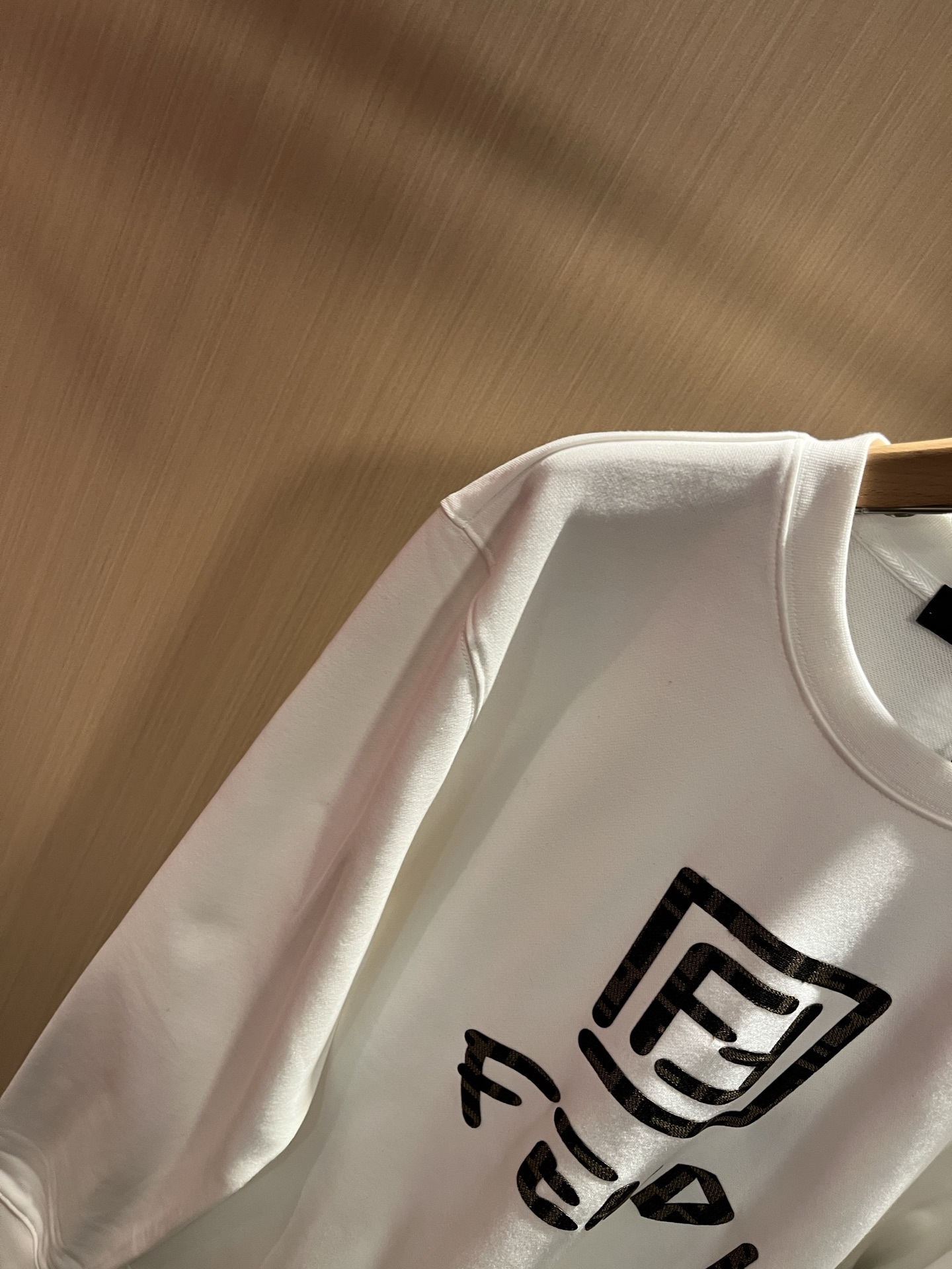 FEN*I 芬*迪2025秋冬新款FD家族男女同款小怪兽卫衣，男女同款👫百搭。意大利原厂订单，FD家族人