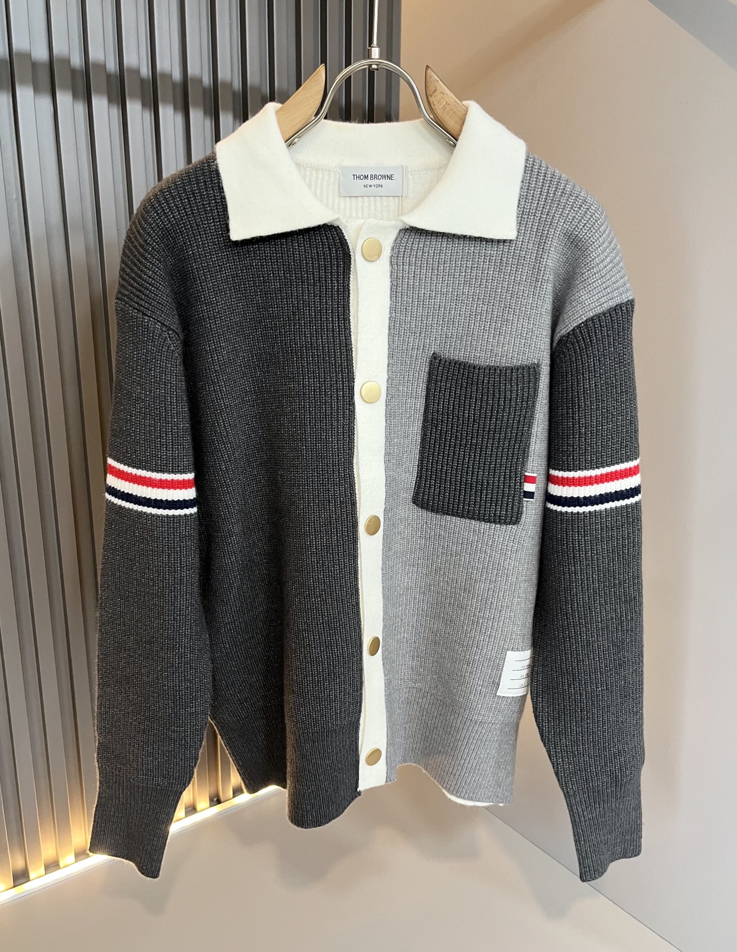 ThomBrow*e汤姆*朗2025秋冬新款男女同款👫针织羊毛衫，今年的专柜新品，男女同款👫超软羊毛面料