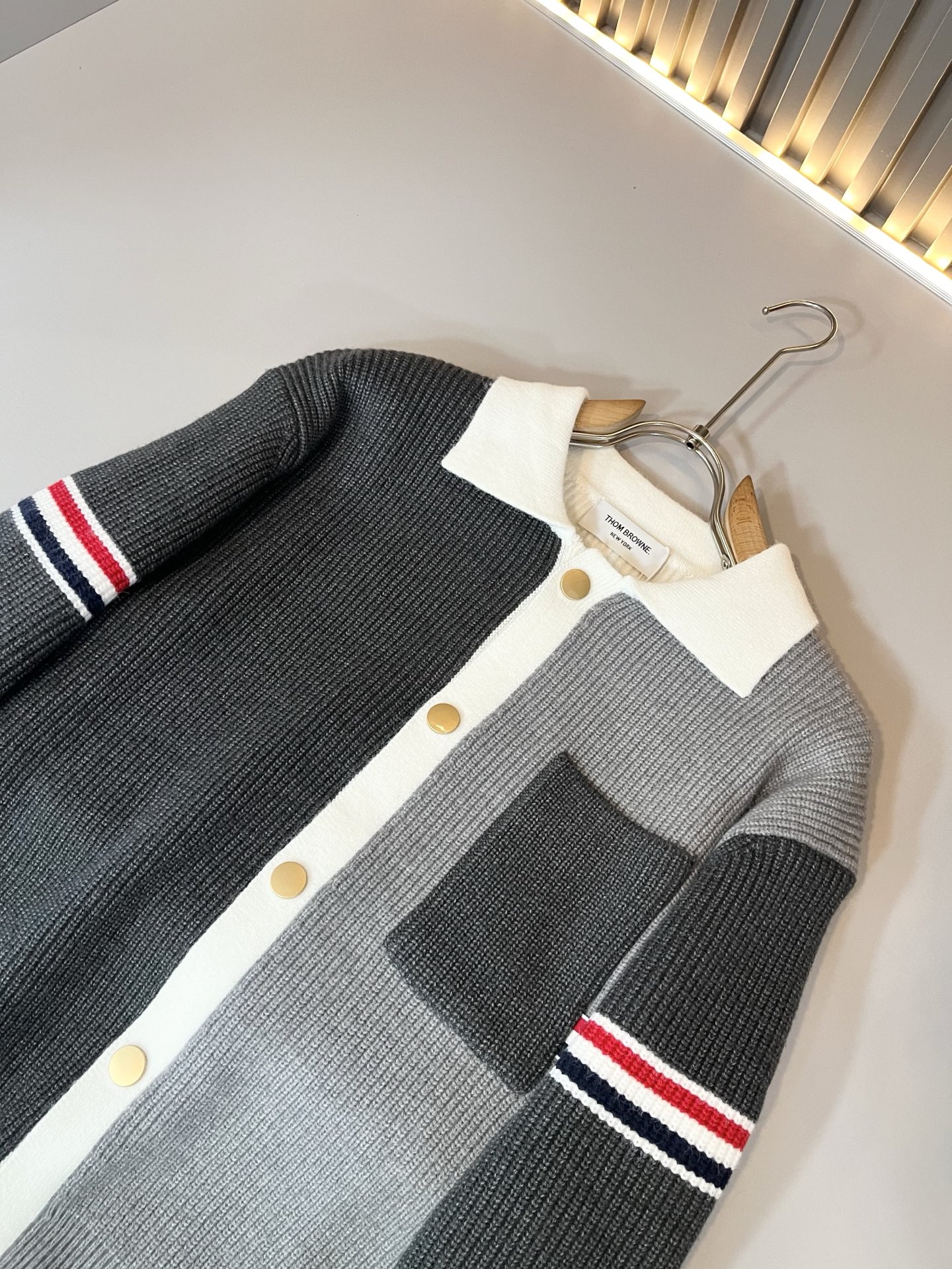 ThomBrow*e汤姆*朗2025秋冬新款男女同款👫针织羊毛衫，今年的专柜新品，男女同款👫超软羊毛面料