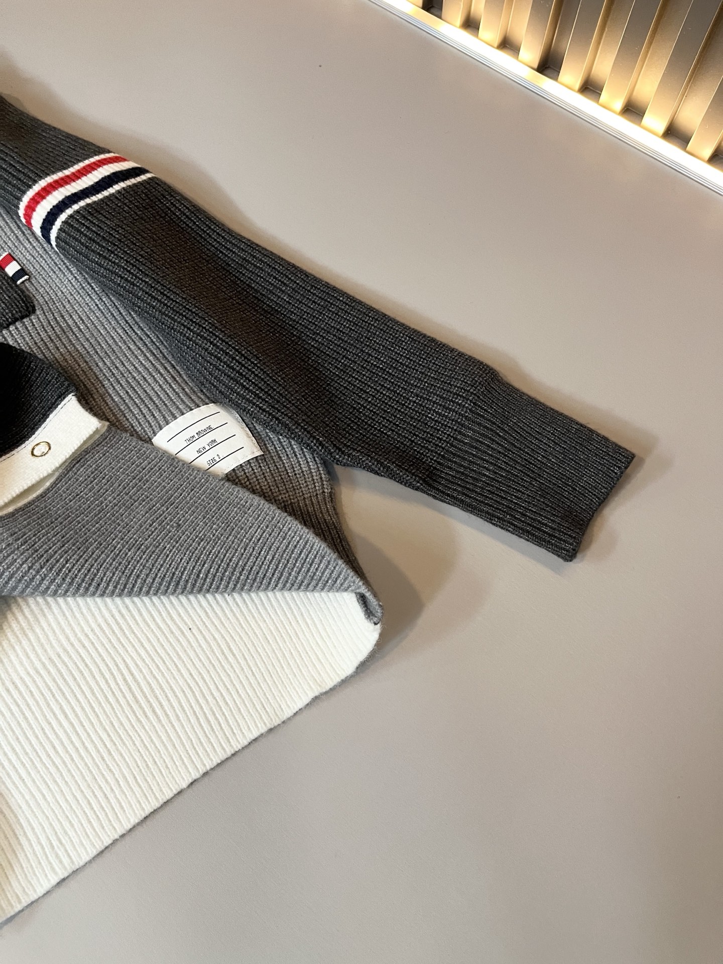 ThomBrow*e汤姆*朗2025秋冬新款男女同款👫针织羊毛衫，今年的专柜新品，男女同款👫超软羊毛面料