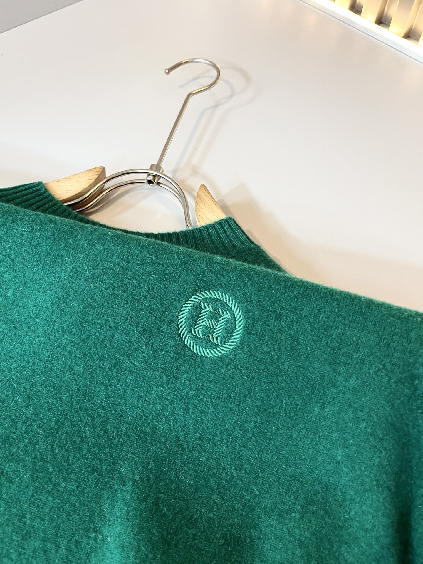 Her*mes爱*仕2025秋冬新款男士针织羊毛衫，全新升级百搭基础款，低调奢华，品格之选！甄选优质精选