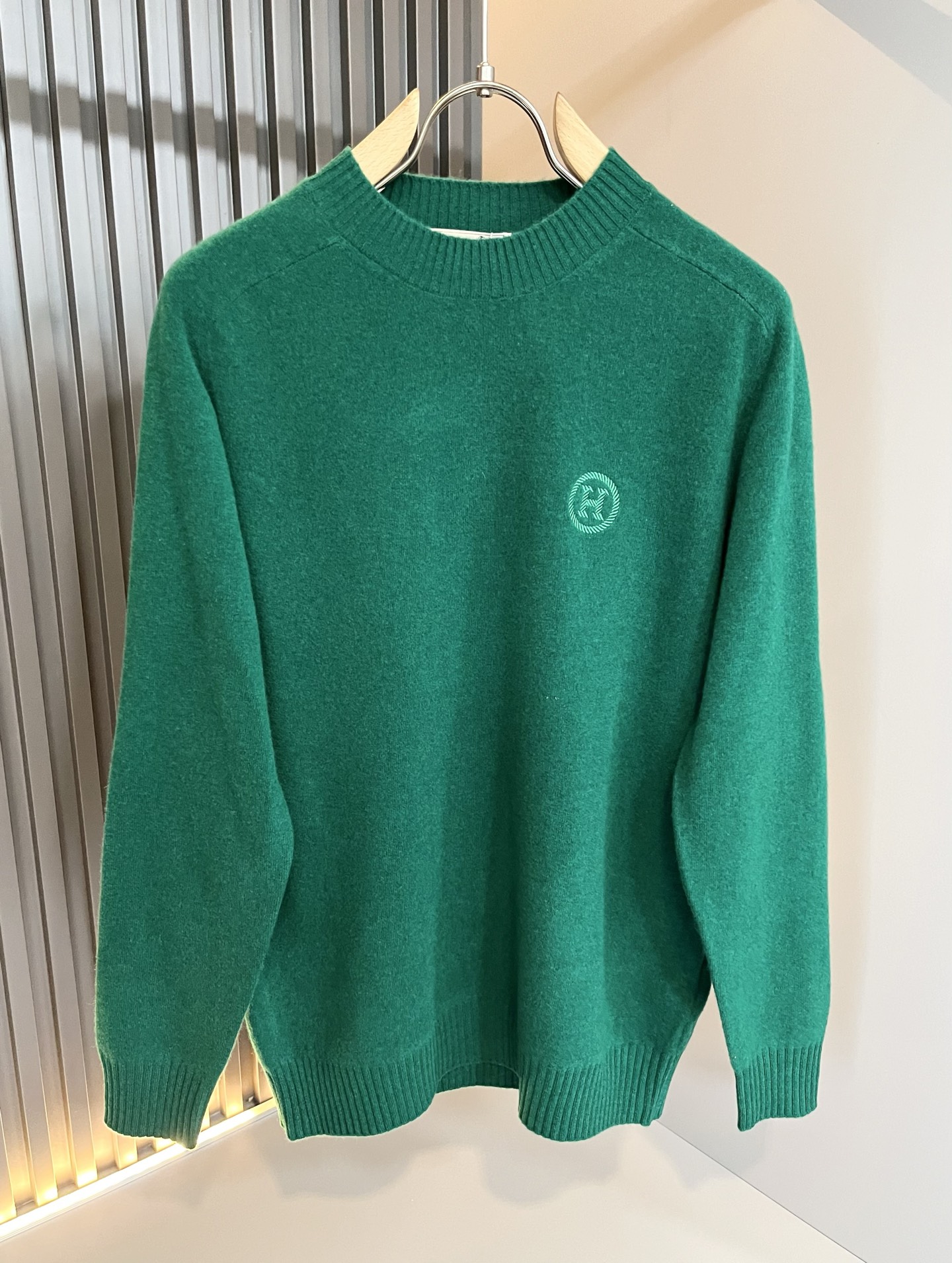 Her*mes爱*仕2025秋冬新款男士针织羊毛衫，全新升级百搭基础款，低调奢华，品格之选！甄选优质精选