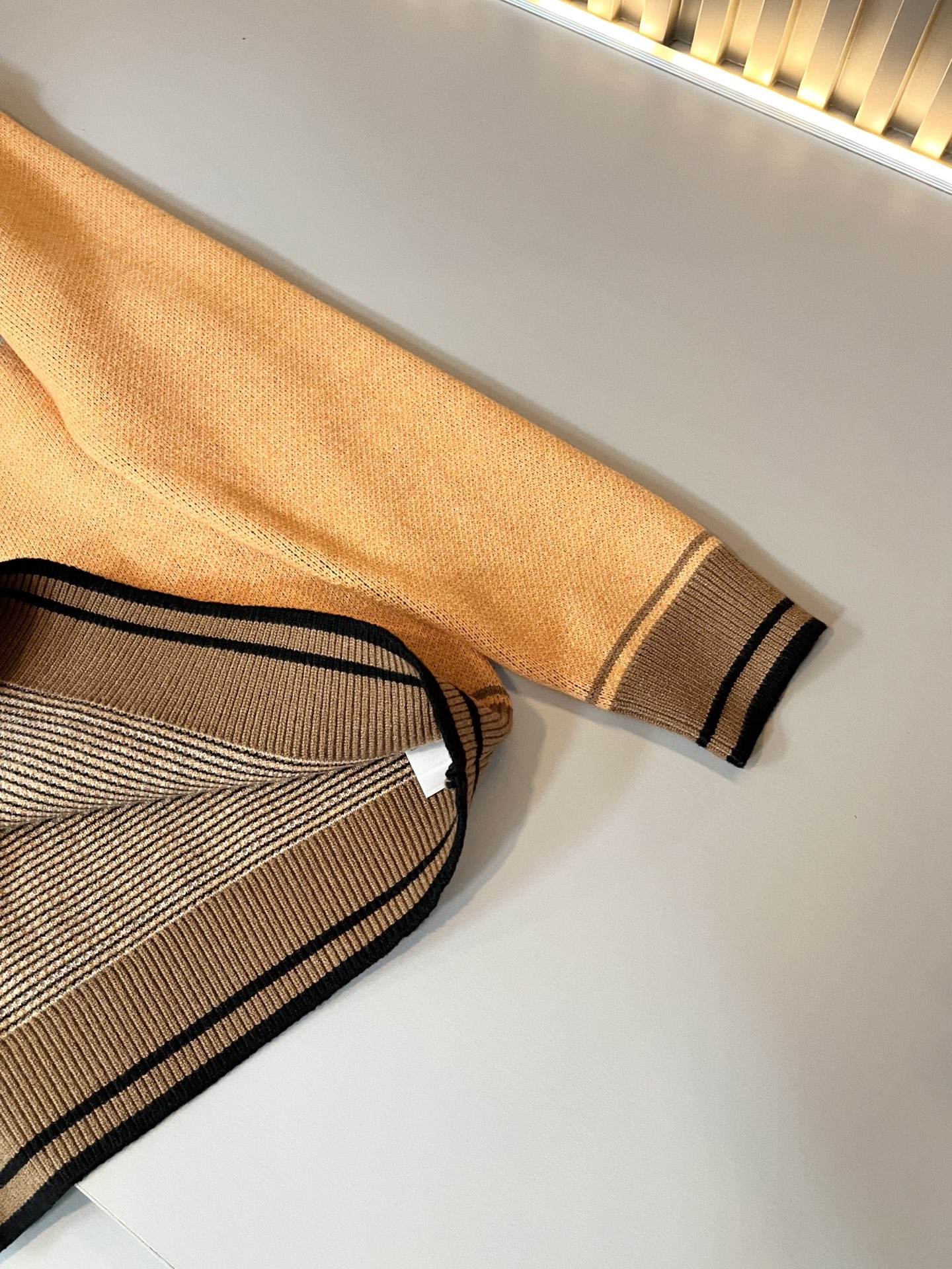 VERS*CE/范*哲 2025秋冬新品原单长袖羊毛衫，VERS*CE/范*哲 贸易公司渠道 产品 值的