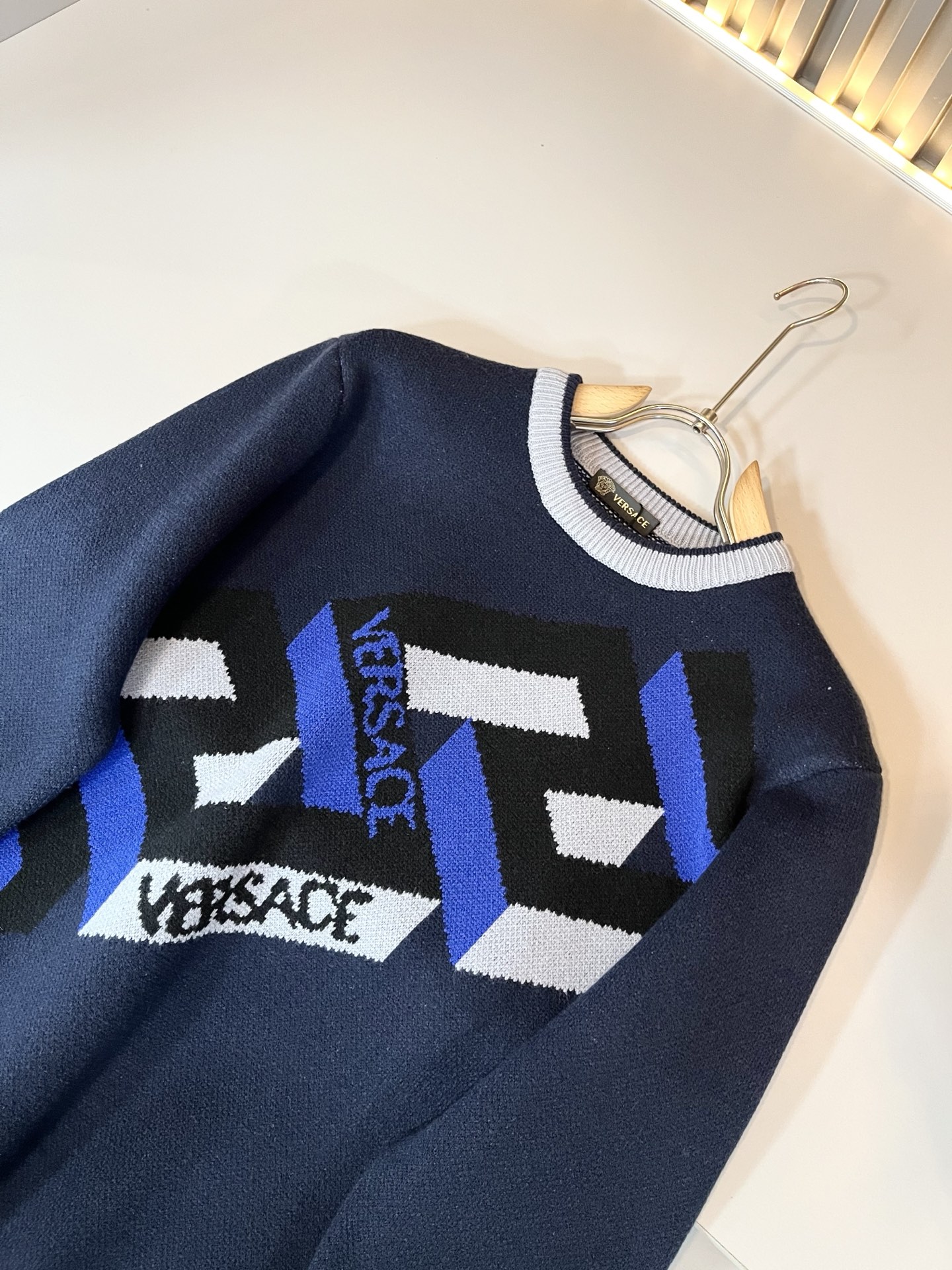 VERS*CE/范*哲 2025秋冬新品原单长袖羊毛衫，VERS*CE/范*哲 贸易公司渠道 产品 值的