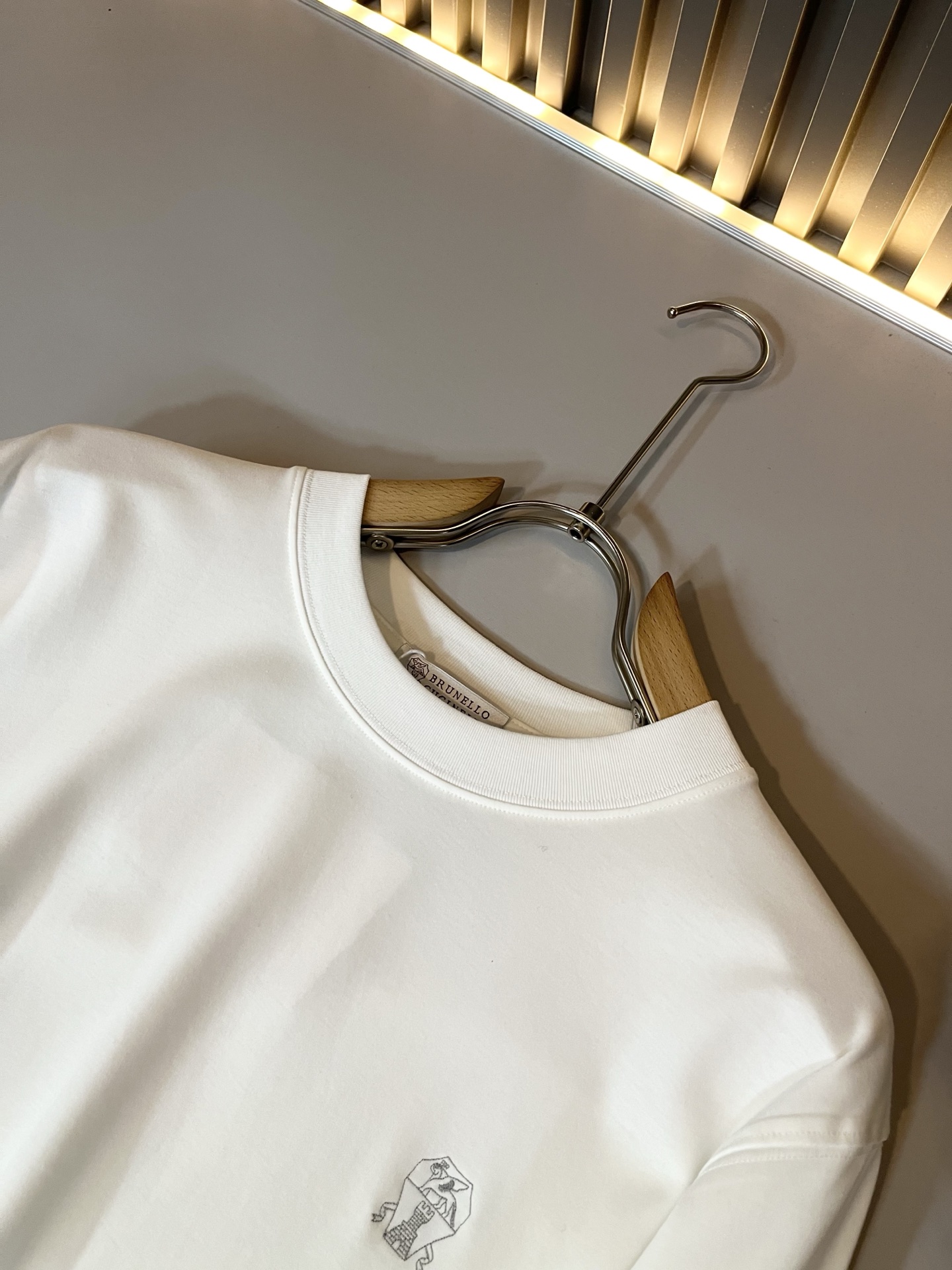 BC-Brunello Cucineli 2025秋冬新款男士打底衫，众多明星都爱穿的时尚百搭单品！胸前