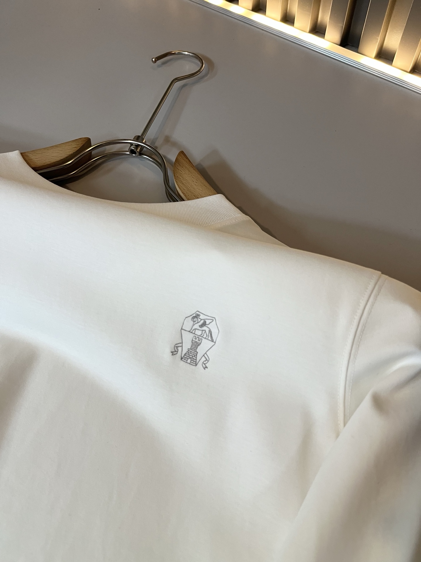 BC-Brunello Cucineli 2025秋冬新款男士打底衫，众多明星都爱穿的时尚百搭单品！胸前