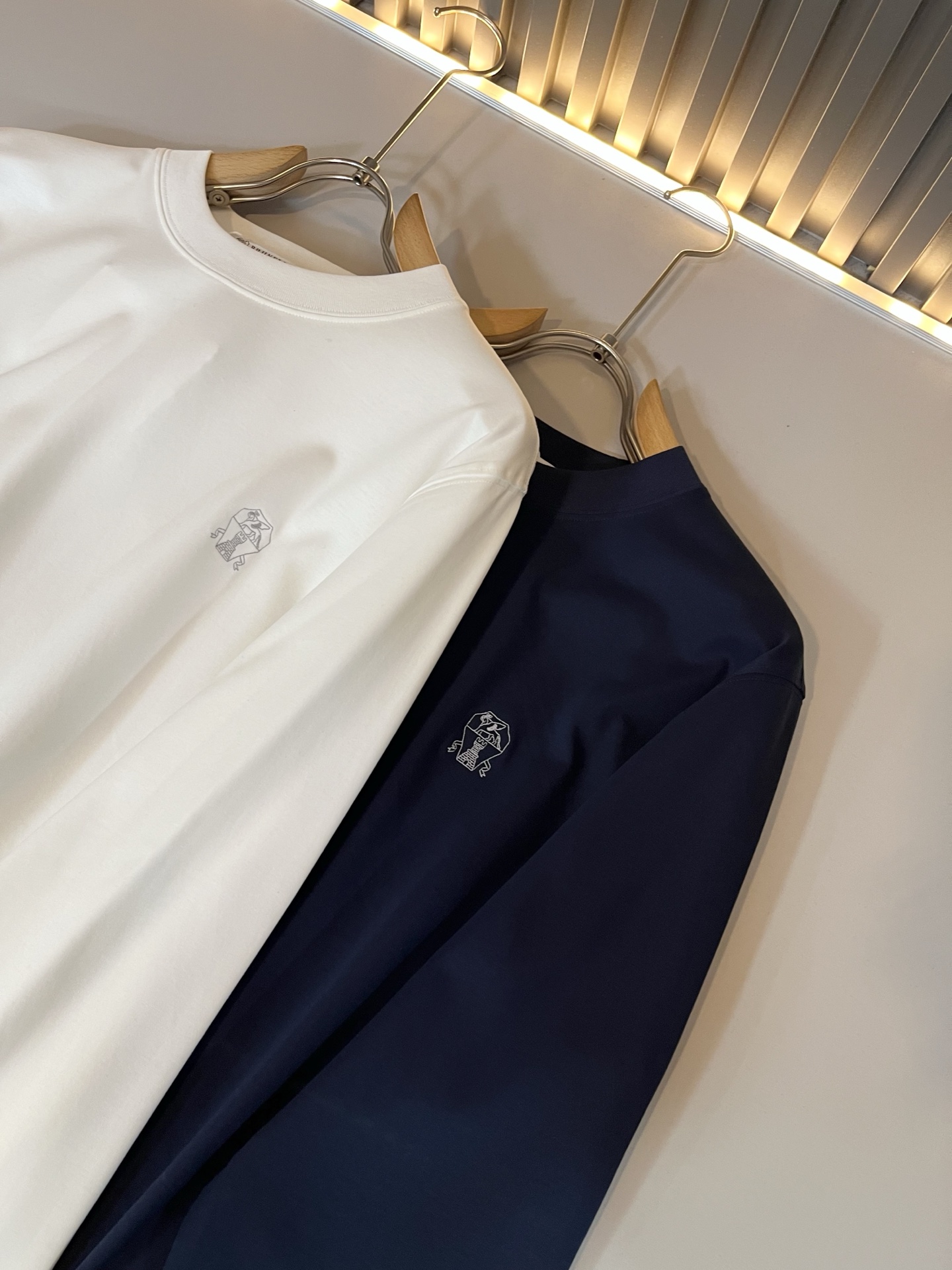 BC-Brunello Cucineli 2025秋冬新款男士打底衫，众多明星都爱穿的时尚百搭单品！胸前