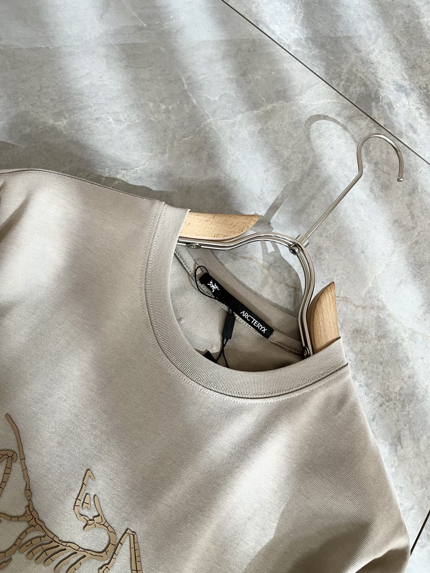 ARCTER*X始*祖鸟 2025秋冬新款男女同款👫休闲打底衫，户外品牌可能大家第一想到的就是加拿大鹅、