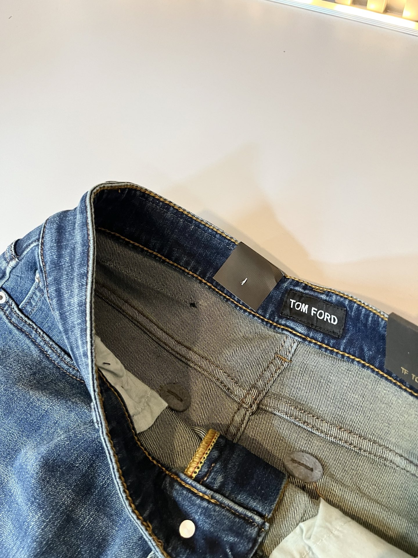 TOM FORD 汤姆福特 2025秋冬新品发售！牛仔高级百搭实用主义不哗众取宠！港澳台地区限定款！！立