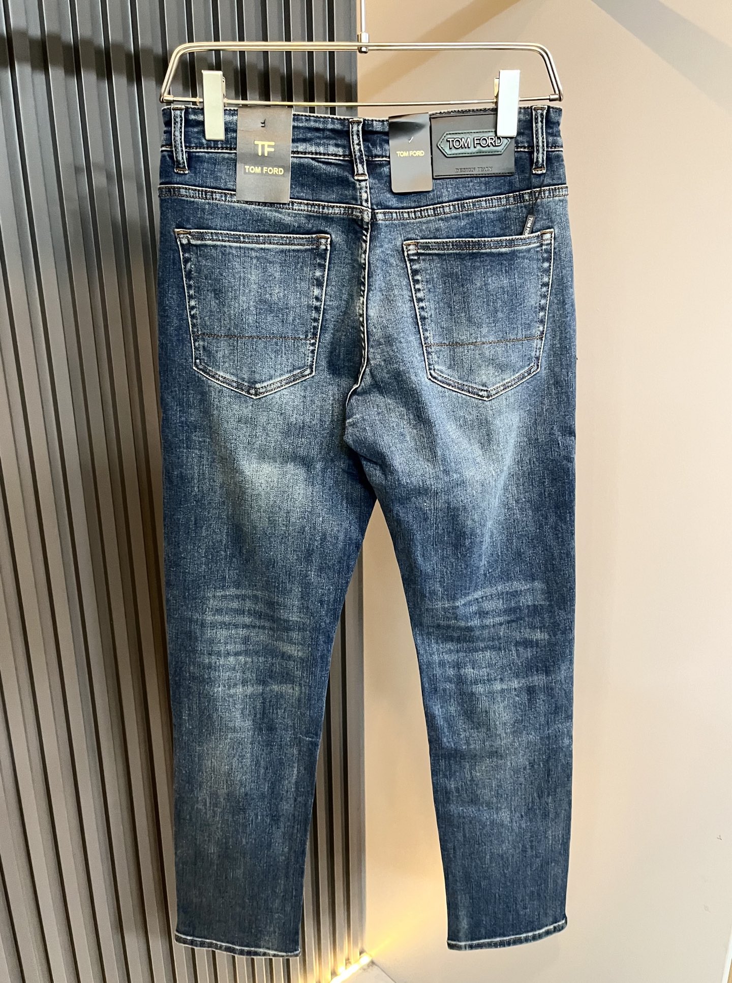 TOM FORD 汤姆福特 2025秋冬新品发售！牛仔高级百搭实用主义不哗众取宠！港澳台地区限定款！！立