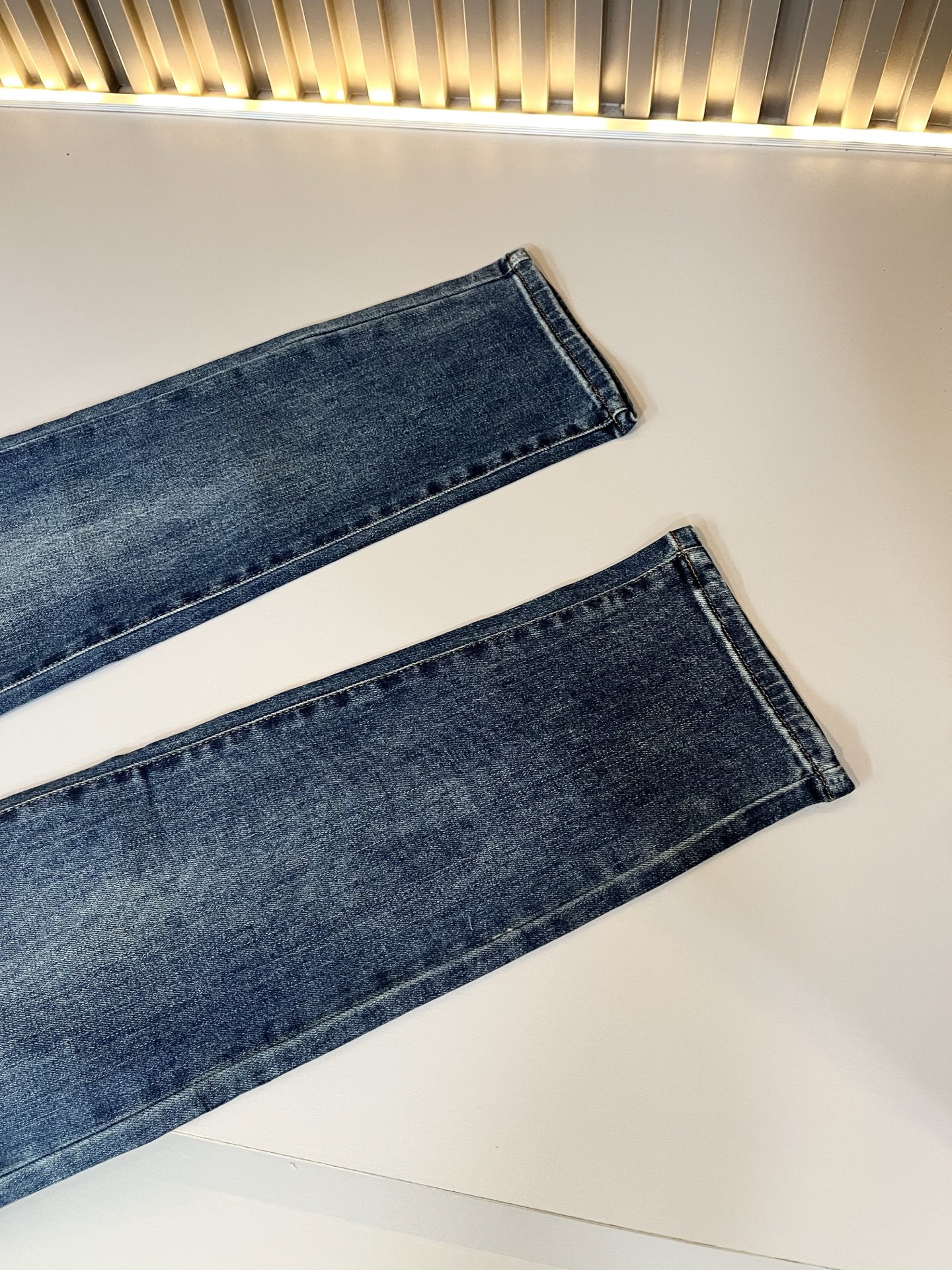 TOM FORD 汤姆福特 2025秋冬新品发售！牛仔高级百搭实用主义不哗众取宠！港澳台地区限定款！！立