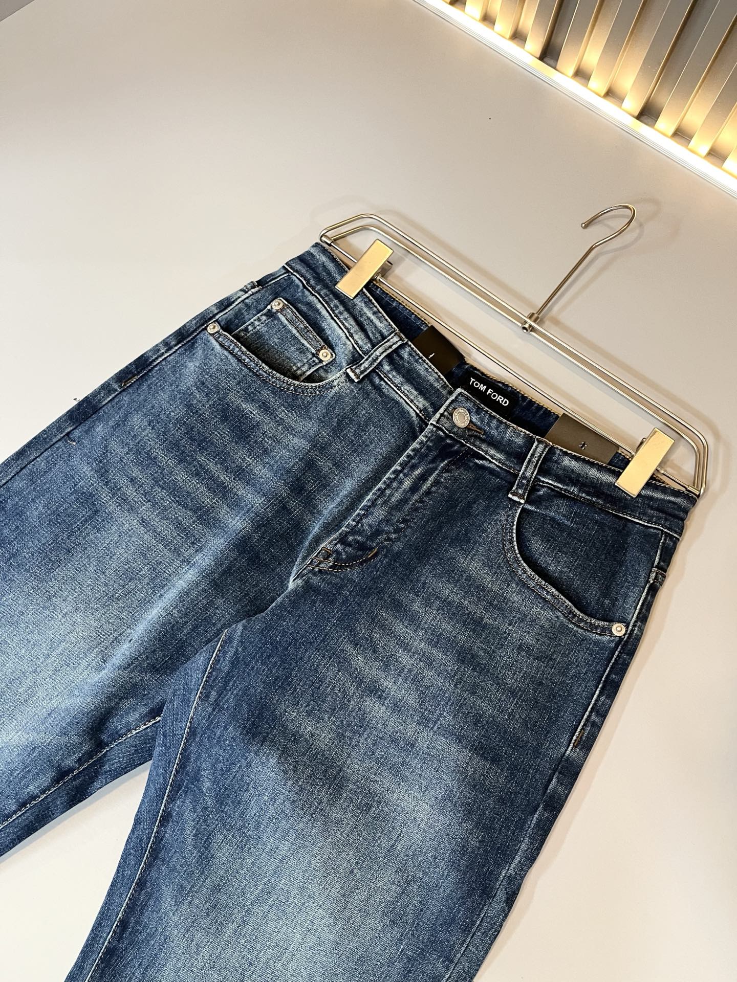 TOM FORD 汤姆福特 2025秋冬新品发售！牛仔高级百搭实用主义不哗众取宠！港澳台地区限定款！！立