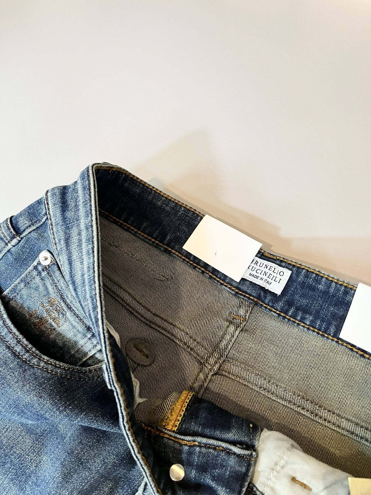 BC-Brunello Cucineli 2025秋冬新品男士时装款高端休闲牛仔裤，香港洋行渠道货，日本