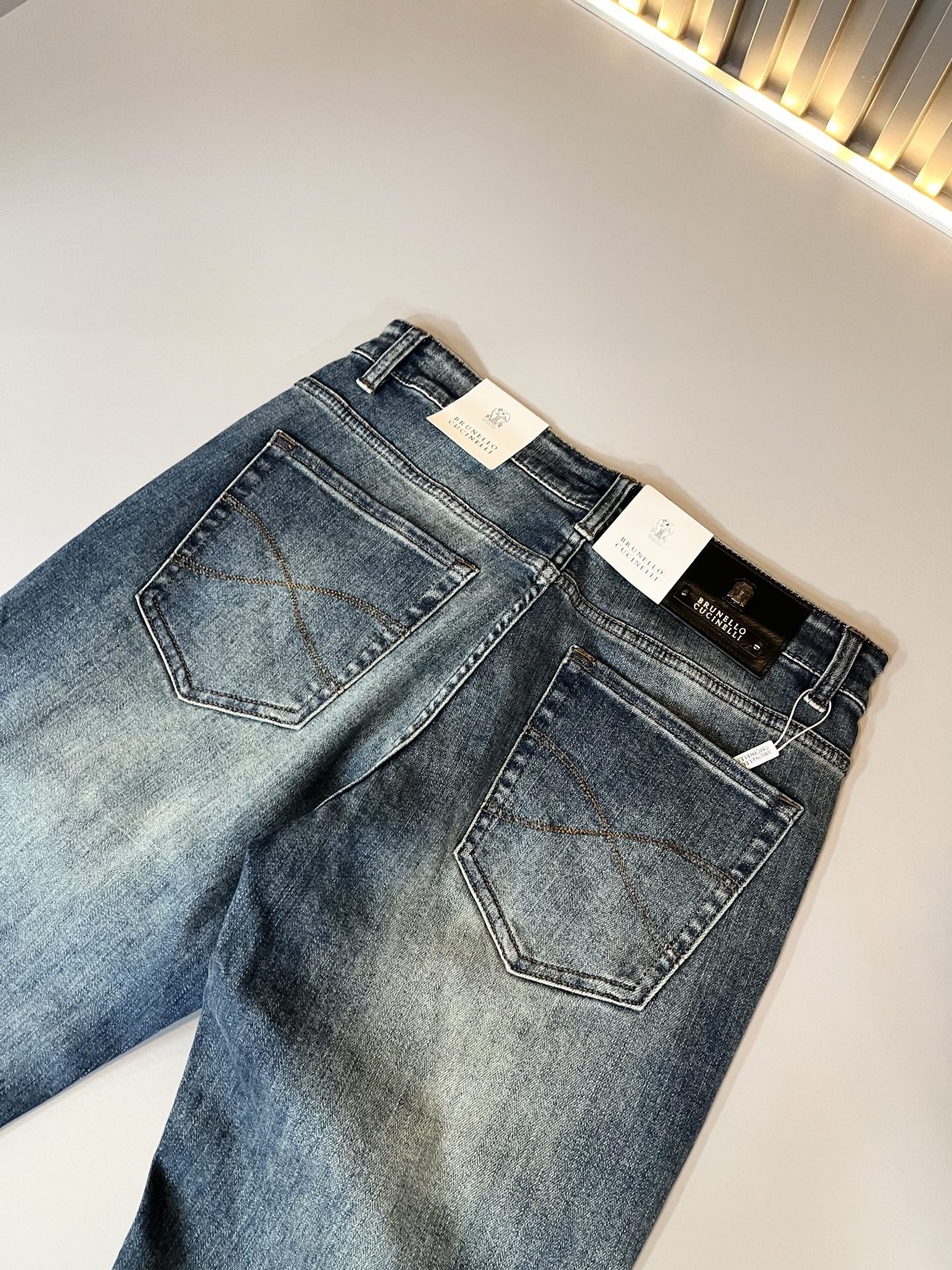 BC-Brunello Cucineli 2025秋冬新品男士时装款高端休闲牛仔裤，香港洋行渠道货，日本