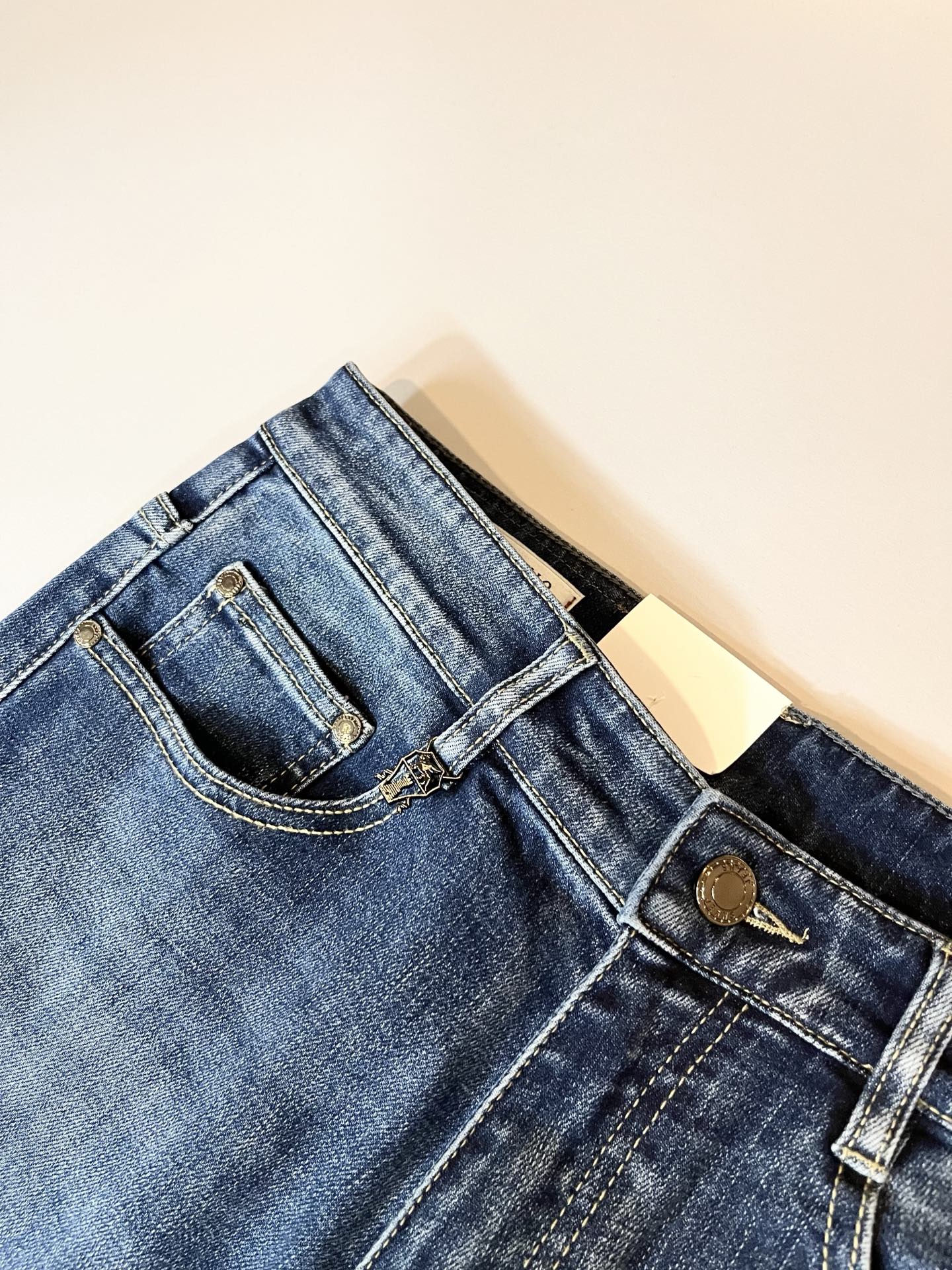 BC-Brunello Cucineli 2025秋冬新品男士时装款高端休闲牛仔裤，香港洋行渠道货，日本