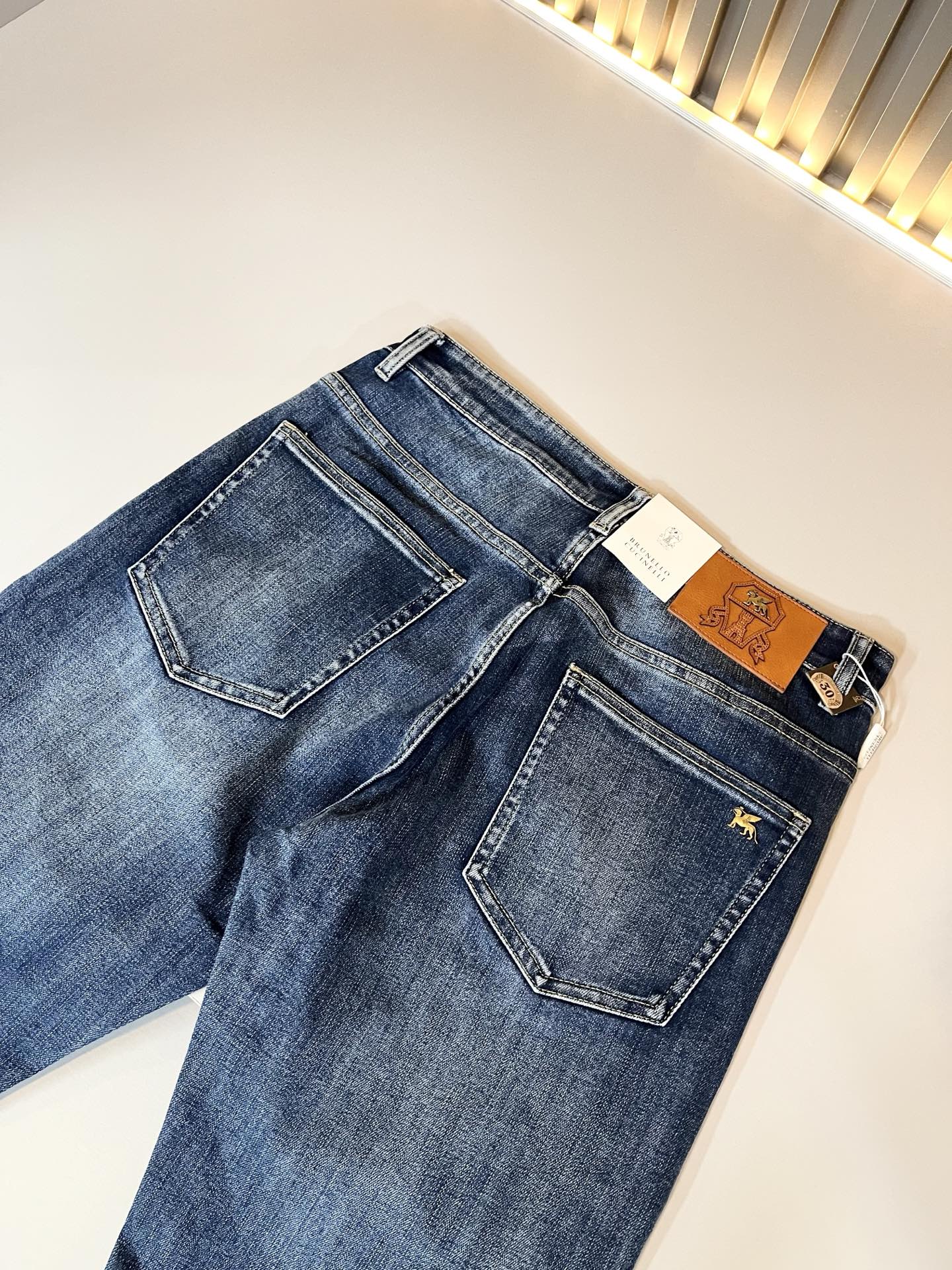 BC-Brunello Cucineli 2025秋冬新品男士时装款高端休闲牛仔裤，香港洋行渠道货，日本