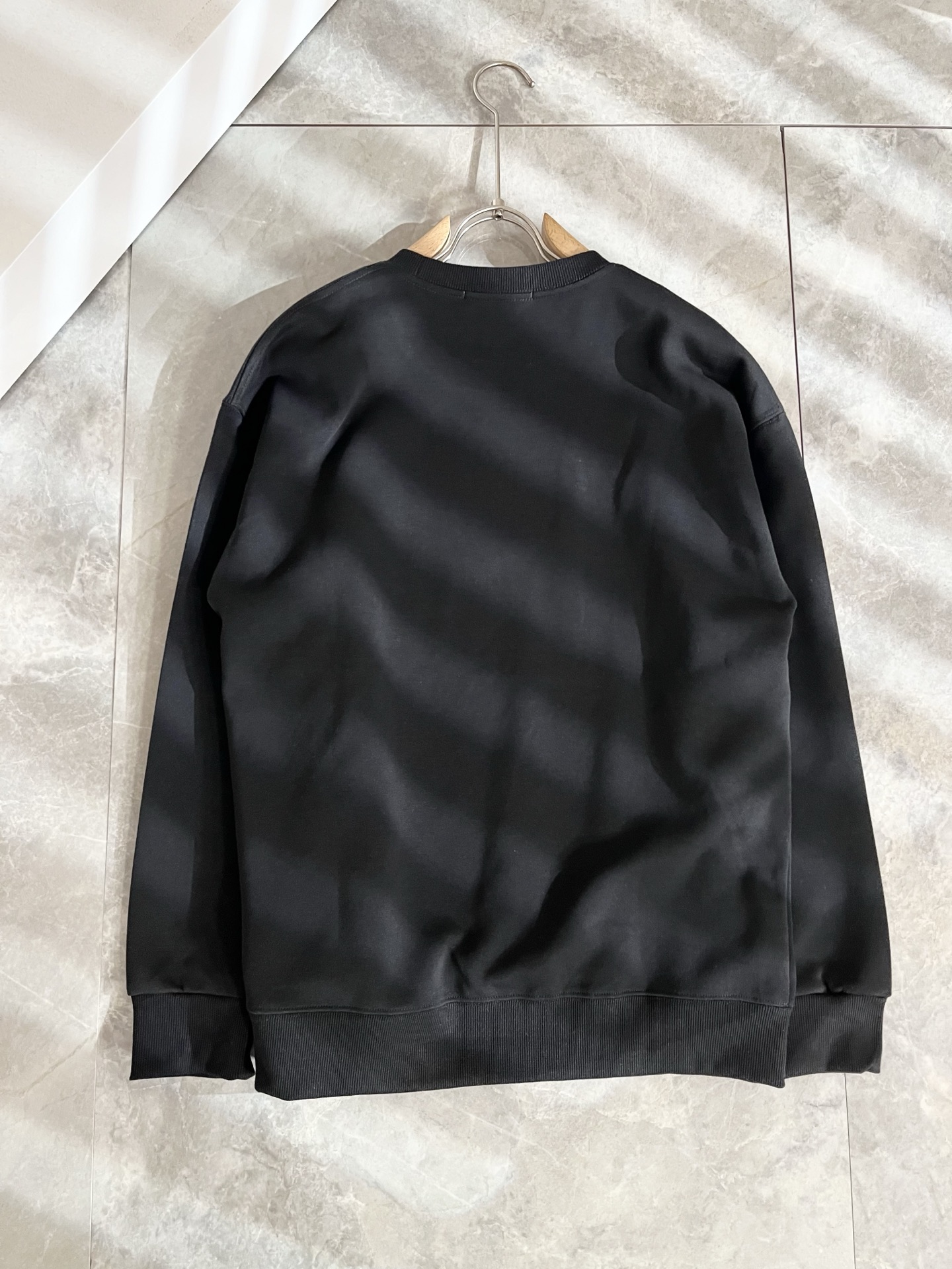 马吉拉 maison margiel 2025秋冬新款男女同款👫休闲卫衣，专柜同步发售！定制专属面料，胸