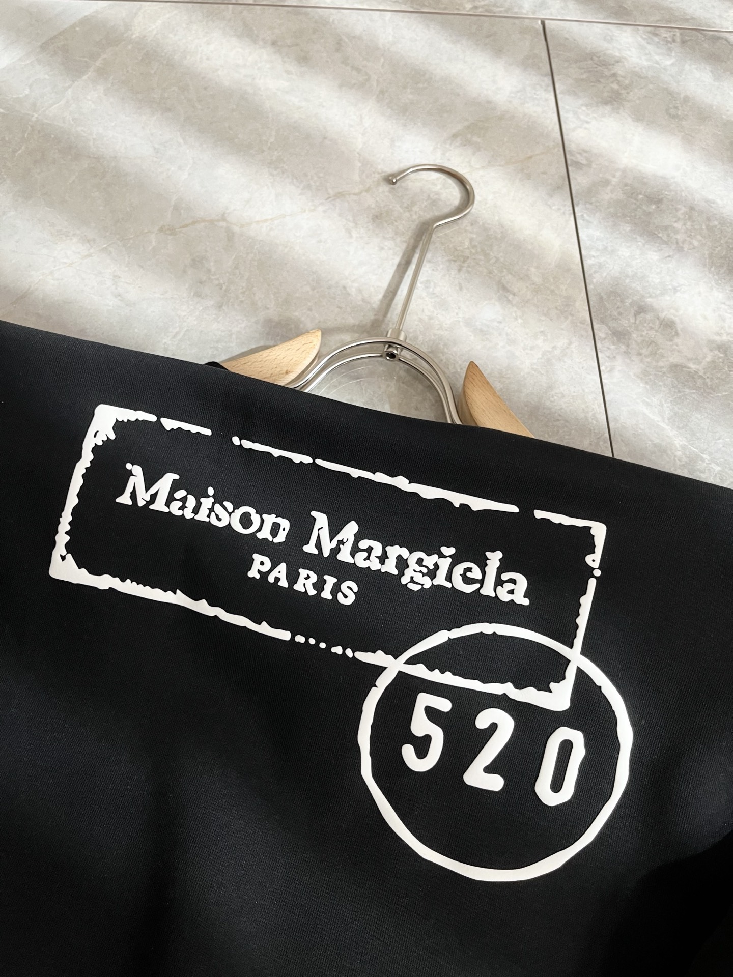 马吉拉 maison margiel 2025秋冬新款男女同款👫休闲卫衣，专柜同步发售！定制专属面料，胸