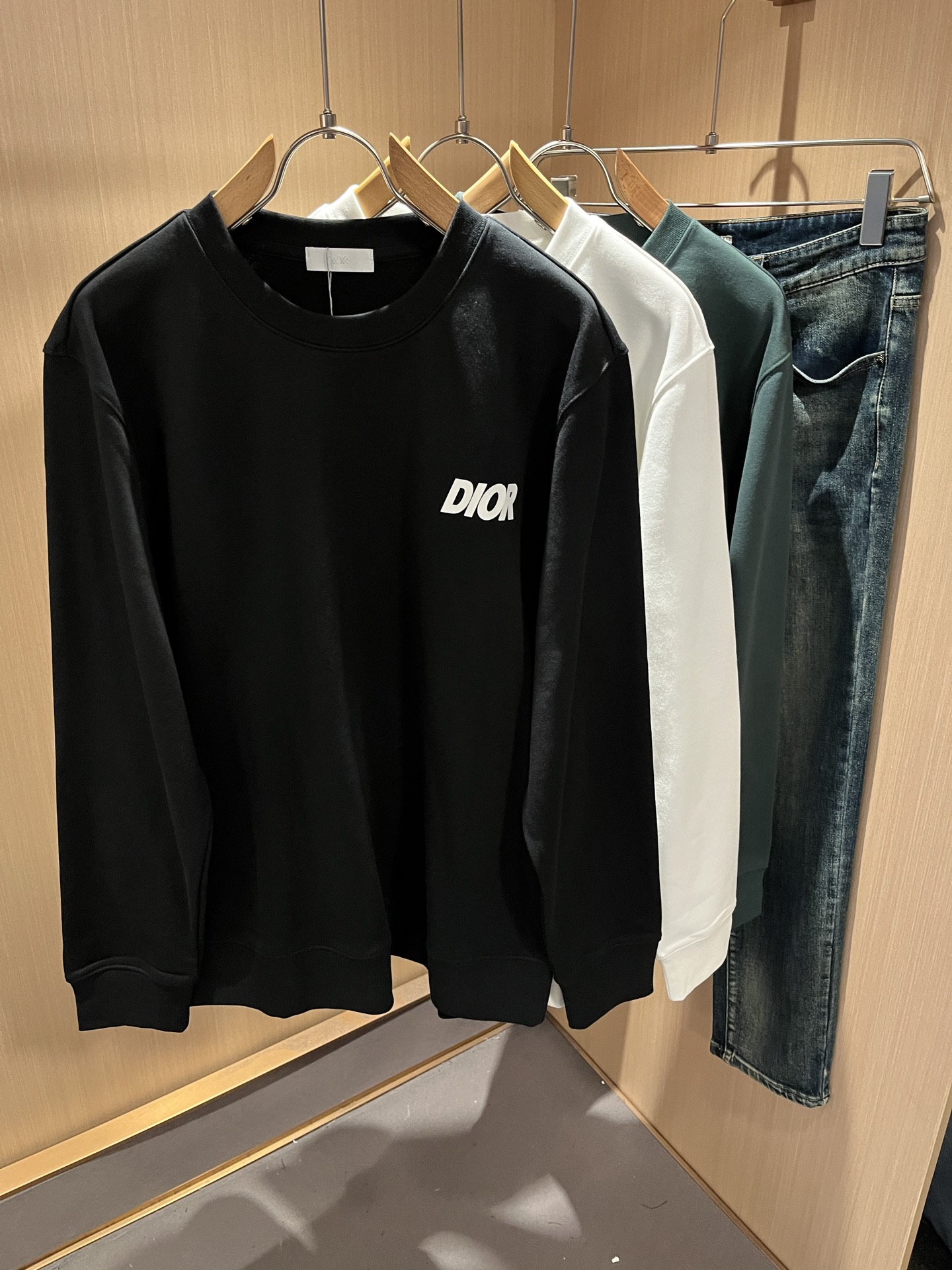 Dio*迪家 2025秋冬新款男女同款👫长袖卫衣，专柜同步发售！定制专属纯棉面料卫衣，定制原版工艺螺纹，