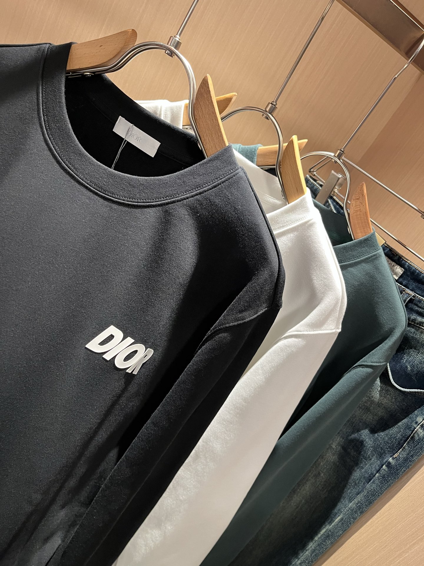 Dio*迪家 2025秋冬新款男女同款👫长袖卫衣，专柜同步发售！定制专属纯棉面料卫衣，定制原版工艺螺纹，