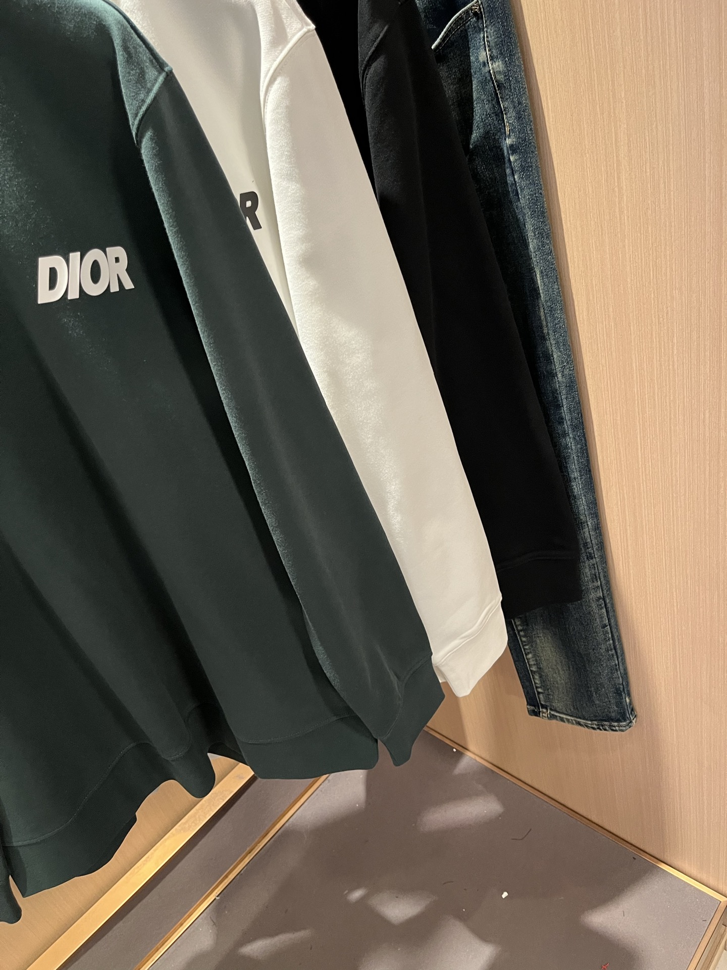 Dio*迪家 2025秋冬新款男女同款👫长袖卫衣，专柜同步发售！定制专属纯棉面料卫衣，定制原版工艺螺纹，