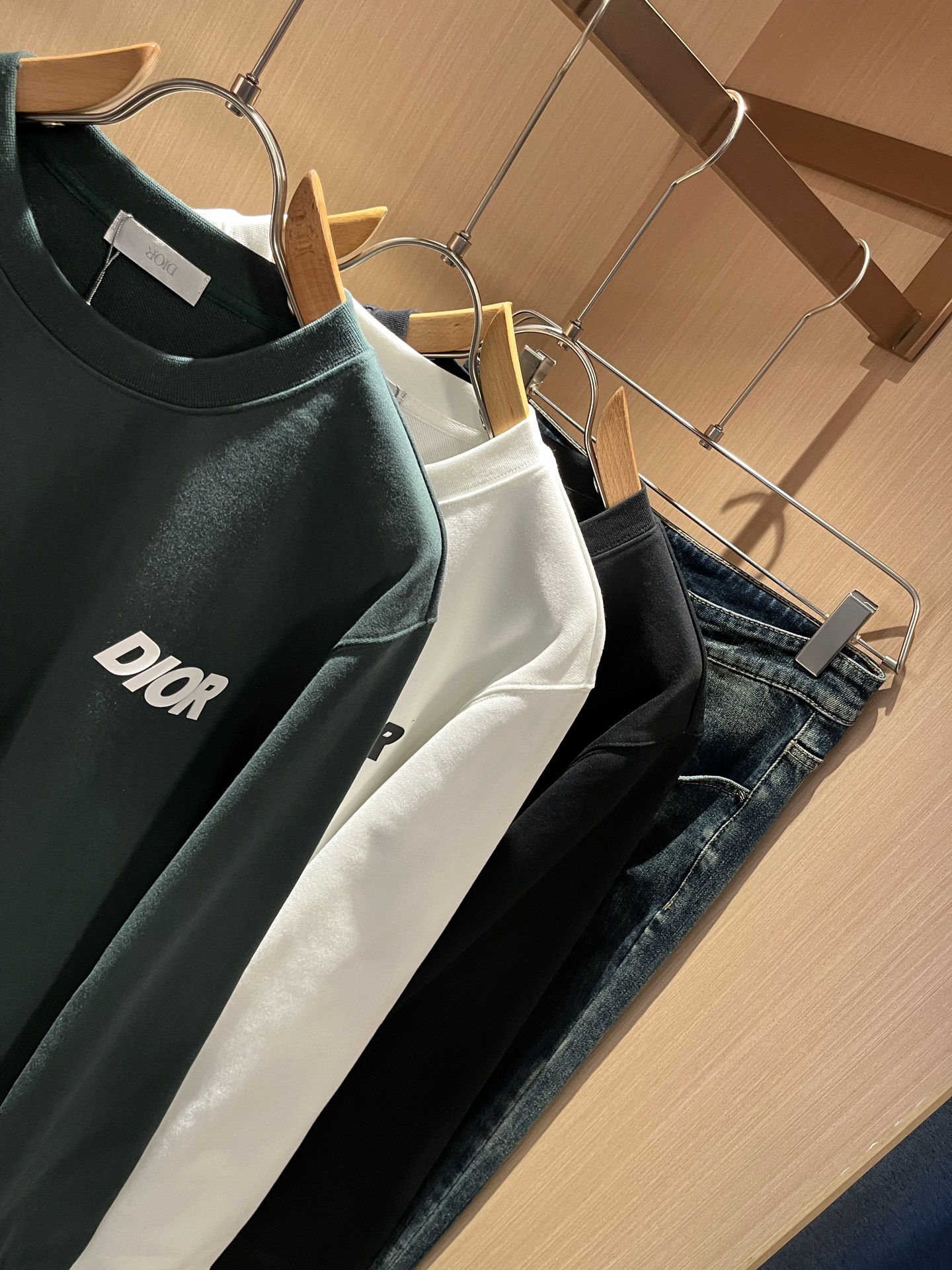 Dio*迪家 2025秋冬新款男女同款👫长袖卫衣，专柜同步发售！定制专属纯棉面料卫衣，定制原版工艺螺纹，