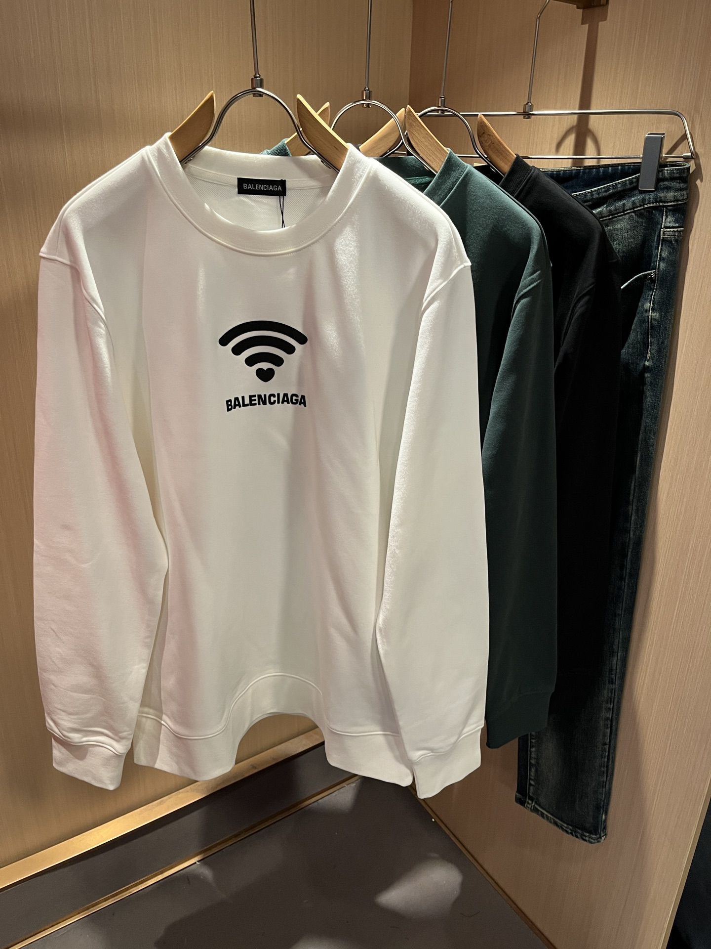 BALENCIA*巴黎*家 2025秋冬最新款百搭卫衣，男女同款👫❤️经典标志图案字母logo图案压胶工