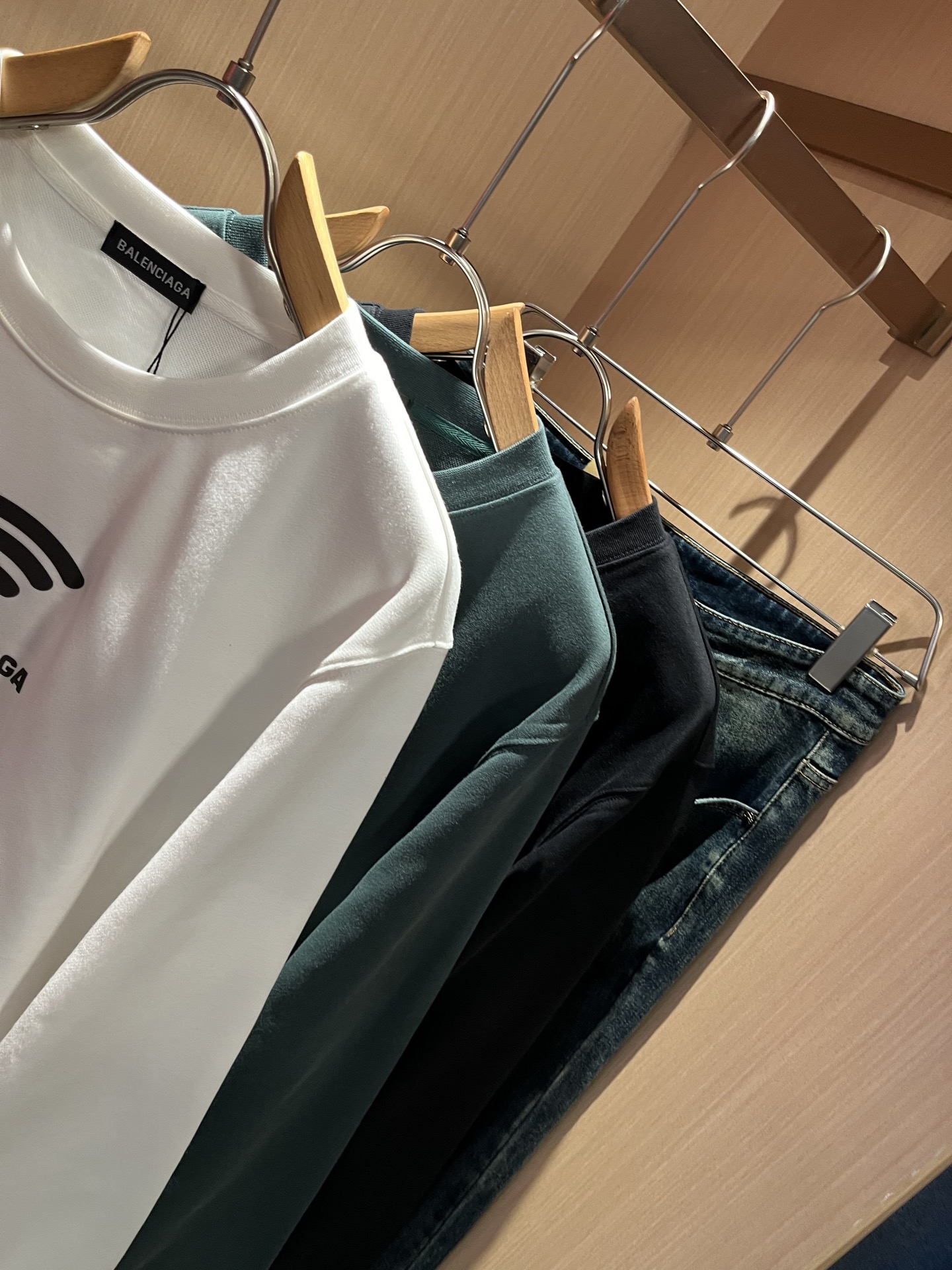 BALENCIA*巴黎*家 2025秋冬最新款百搭卫衣，男女同款👫❤️经典标志图案字母logo图案压胶工