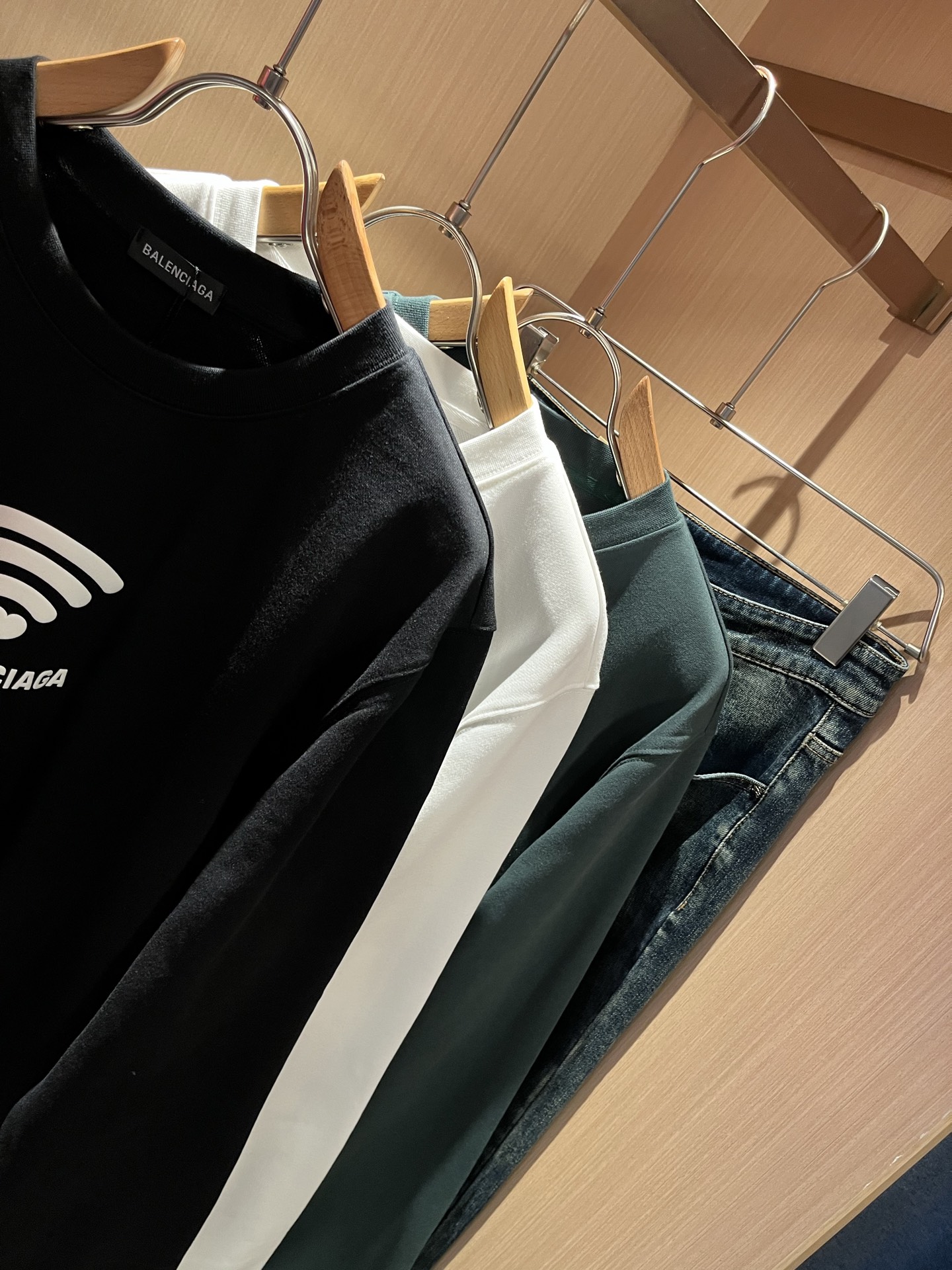 BALENCIA*巴黎*家 2025秋冬最新款百搭卫衣，男女同款👫❤️经典标志图案字母logo图案压胶工