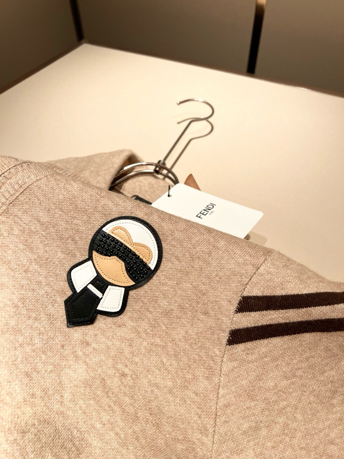 FEN*I 芬*迪2025秋冬新款FD家族男女同款拉链款高领针织羊毛开衫，男女同款👫百搭。意大利原厂订单