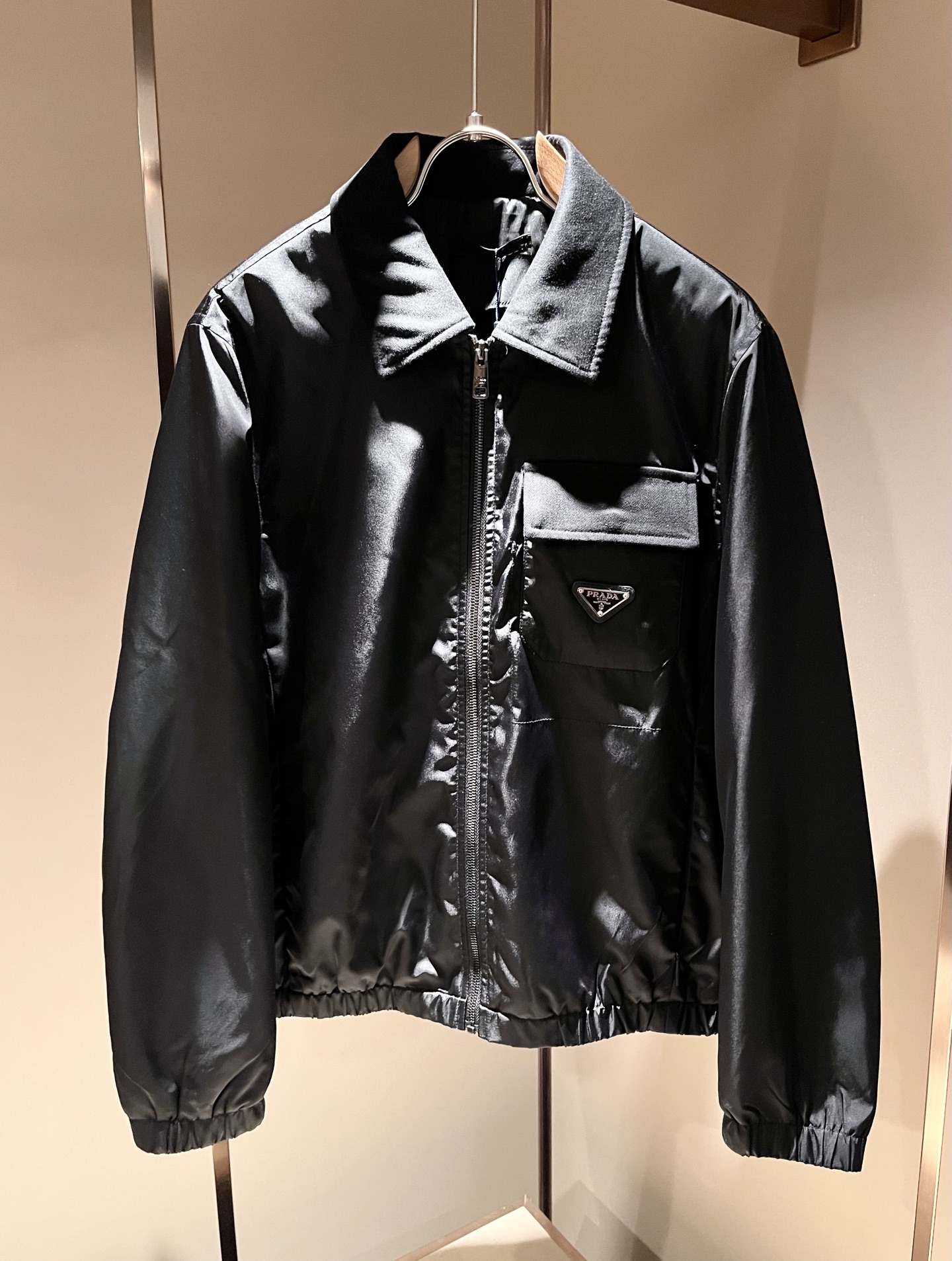 PRAD*A普*达2025秋冬休闲夹克外套，最新时尚休闲拉链夹克，时尚夹克外套!贸易公司渠道稀出，同步官