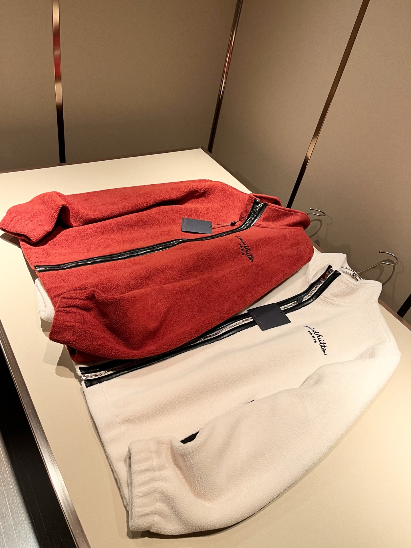 Louis Vuit*on 路易*登 2025秋冬新款轻奢男女同款👫摇粒绒夹克外套，路易家族的新高端，细