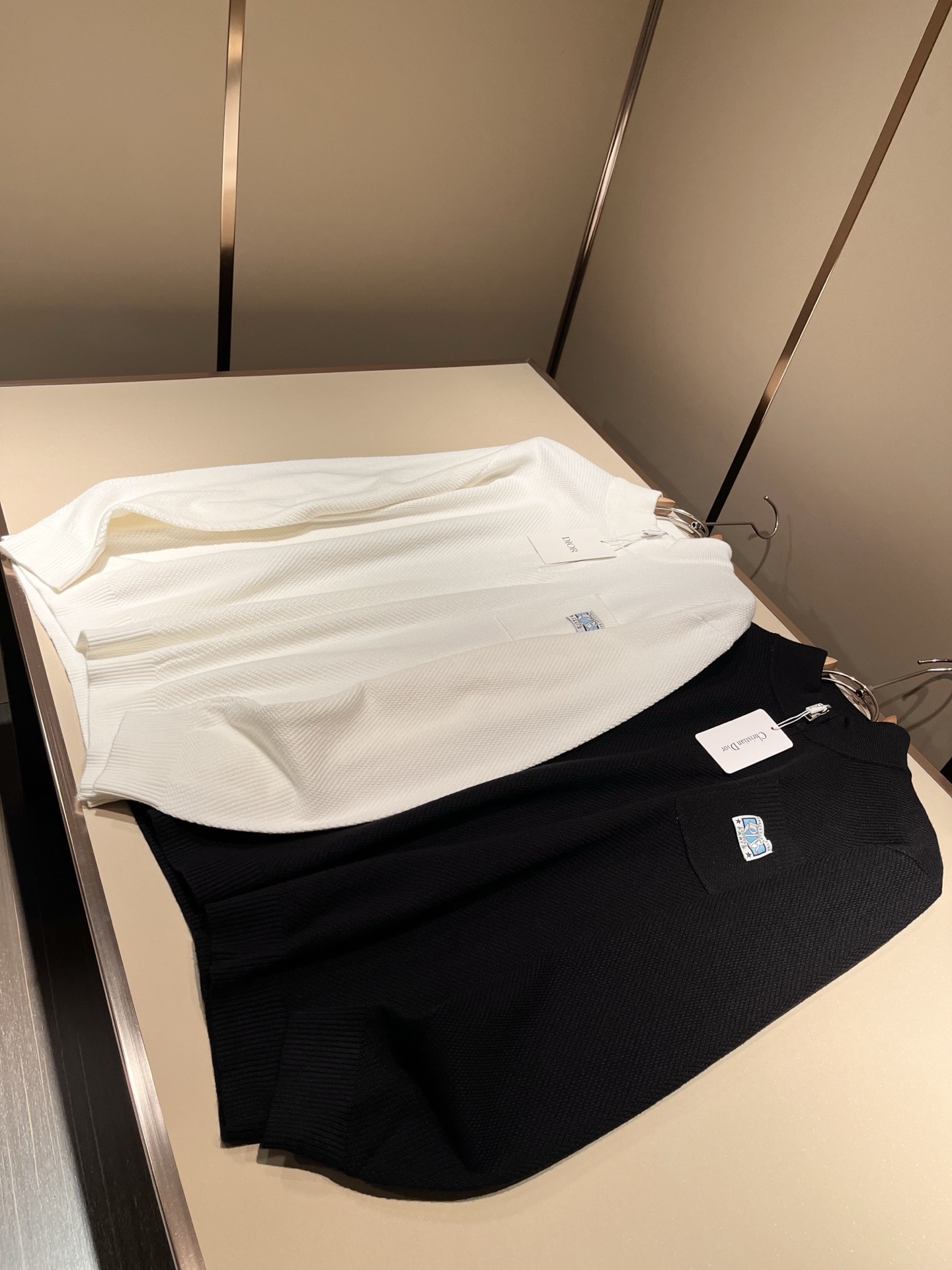 Dio*r迪*奥 2025秋冬男士休闲针织羊毛开衫，最新时尚休闲，贸易公司渠道稀出，同步官网发售，男神女