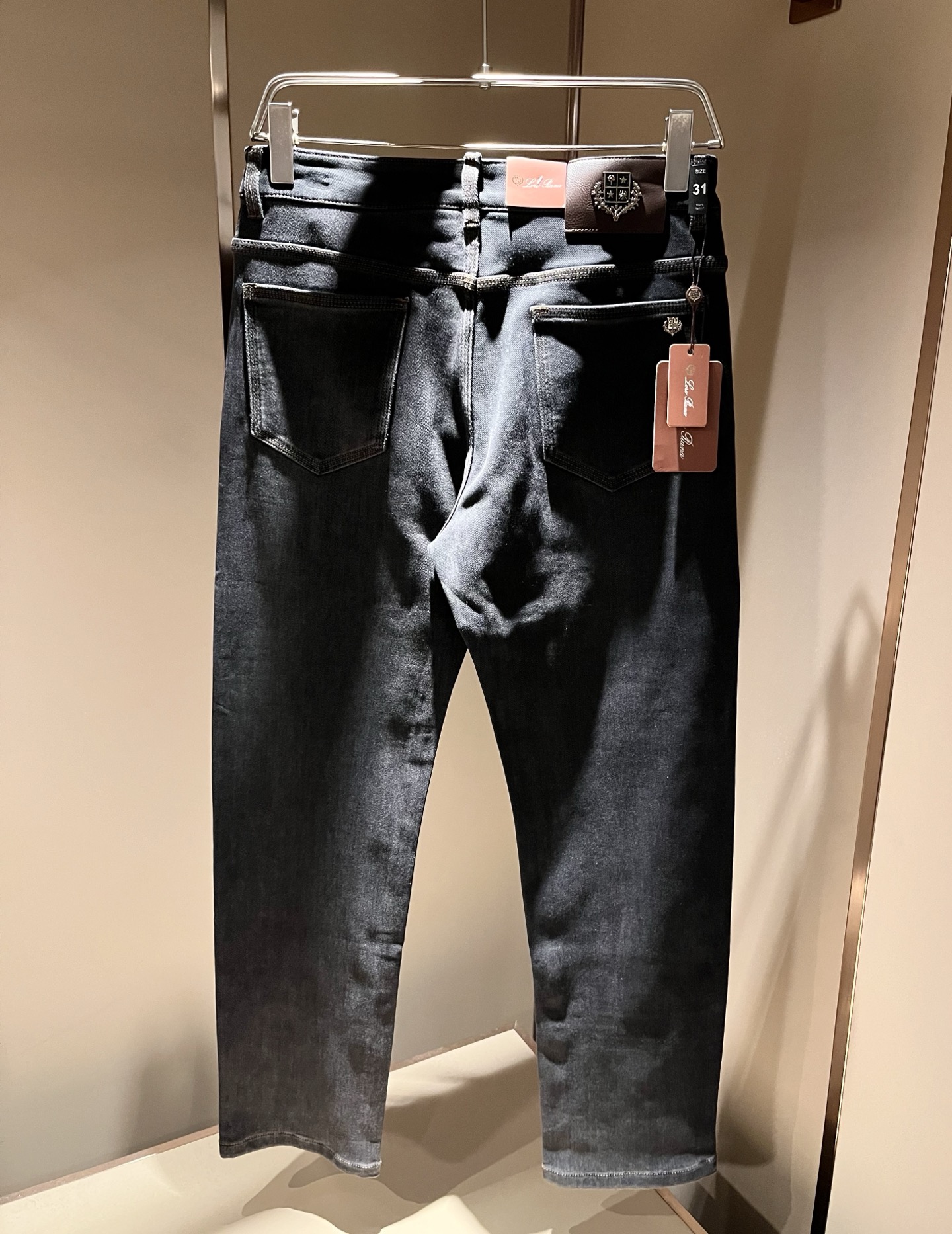 Loro Piana诺悠翩雅 2025秋冬新品男士时装款高端休闲裤，香港洋行渠道货，日本原厂出品，纯血统