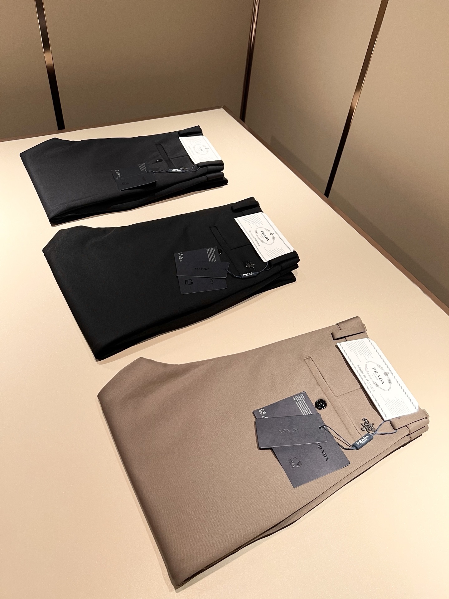 PRA*DA 普*达 2025秋冬新款弹力棉质混纺氨纶百搭西裤，男士经典商务休闲基础长裤西裤！贸易公司渠