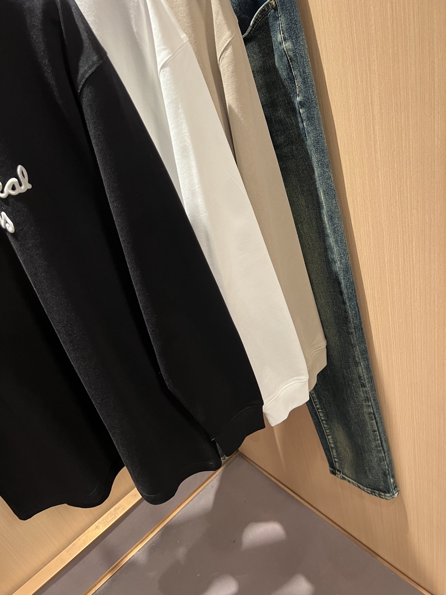 Dio*迪家 2025秋冬新款男女同款👫长袖打底衫，专柜同步发售！定制专属260克纯棉面料，定制原版工艺