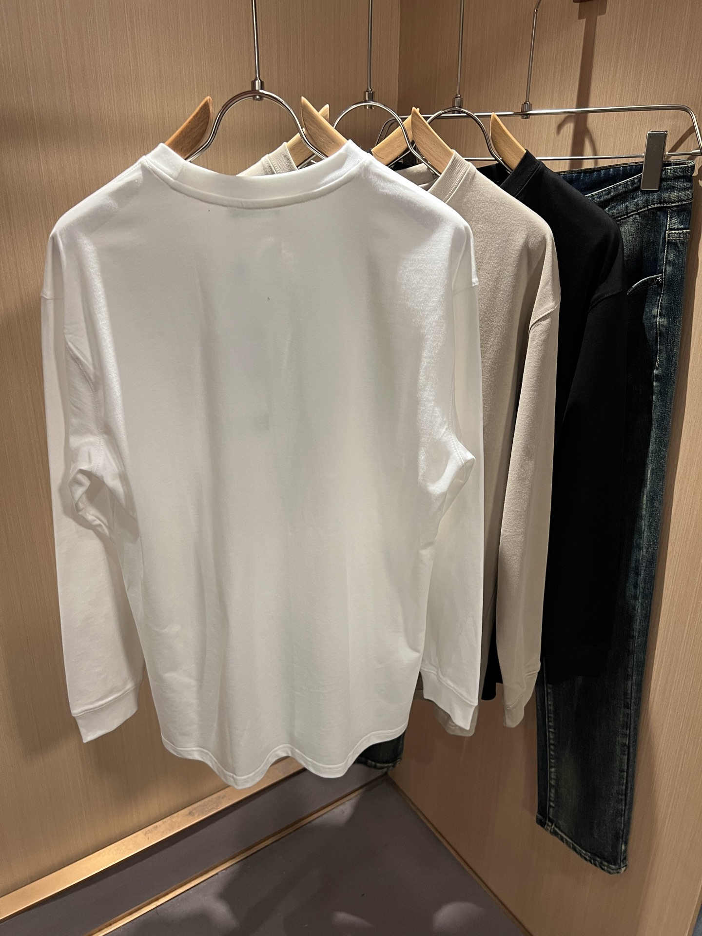 Dio*迪家 2025秋冬新款男女同款👫长袖打底衫，专柜同步发售！定制专属260克纯棉面料，定制原版工艺