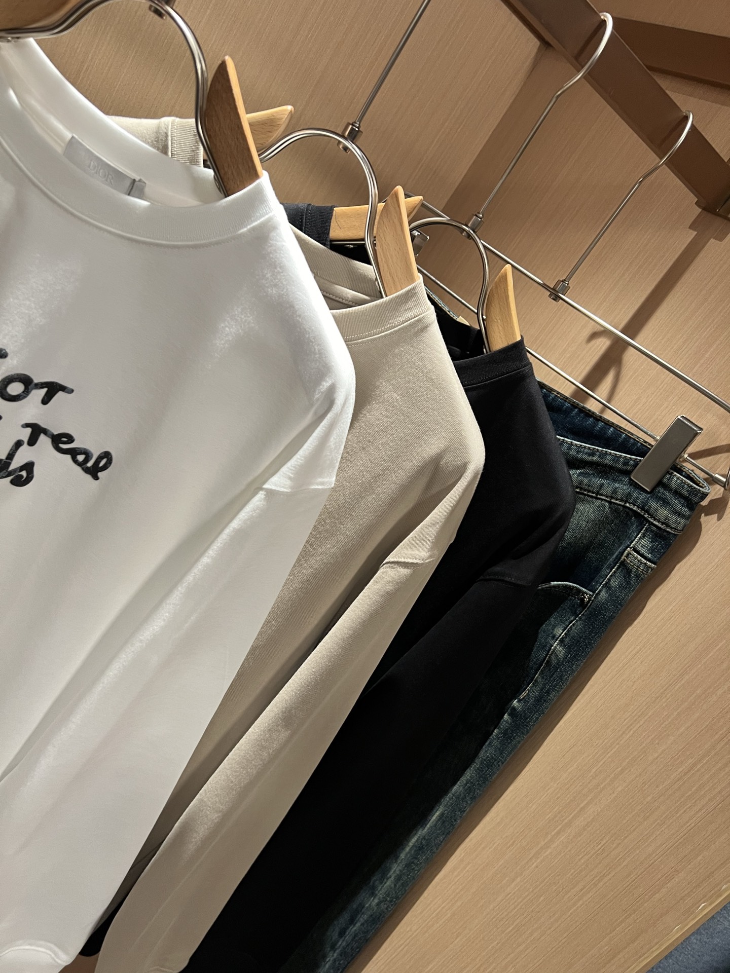 Dio*迪家 2025秋冬新款男女同款👫长袖打底衫，专柜同步发售！定制专属260克纯棉面料，定制原版工艺