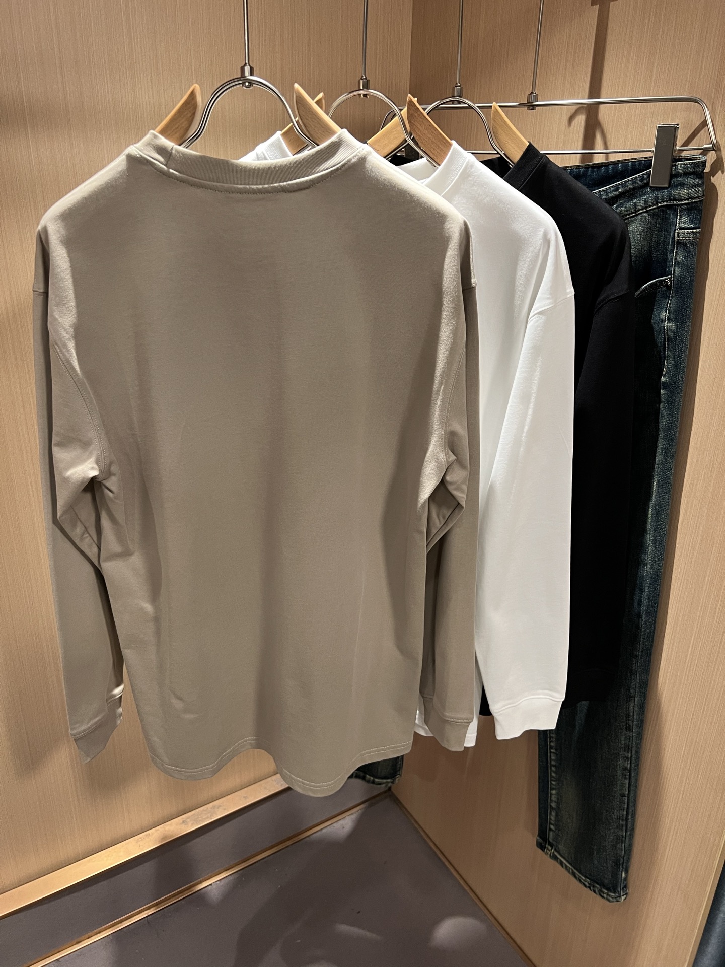 Dio*迪家 2025秋冬新款男女同款👫长袖打底衫，专柜同步发售！定制专属260克纯棉面料，定制原版工艺